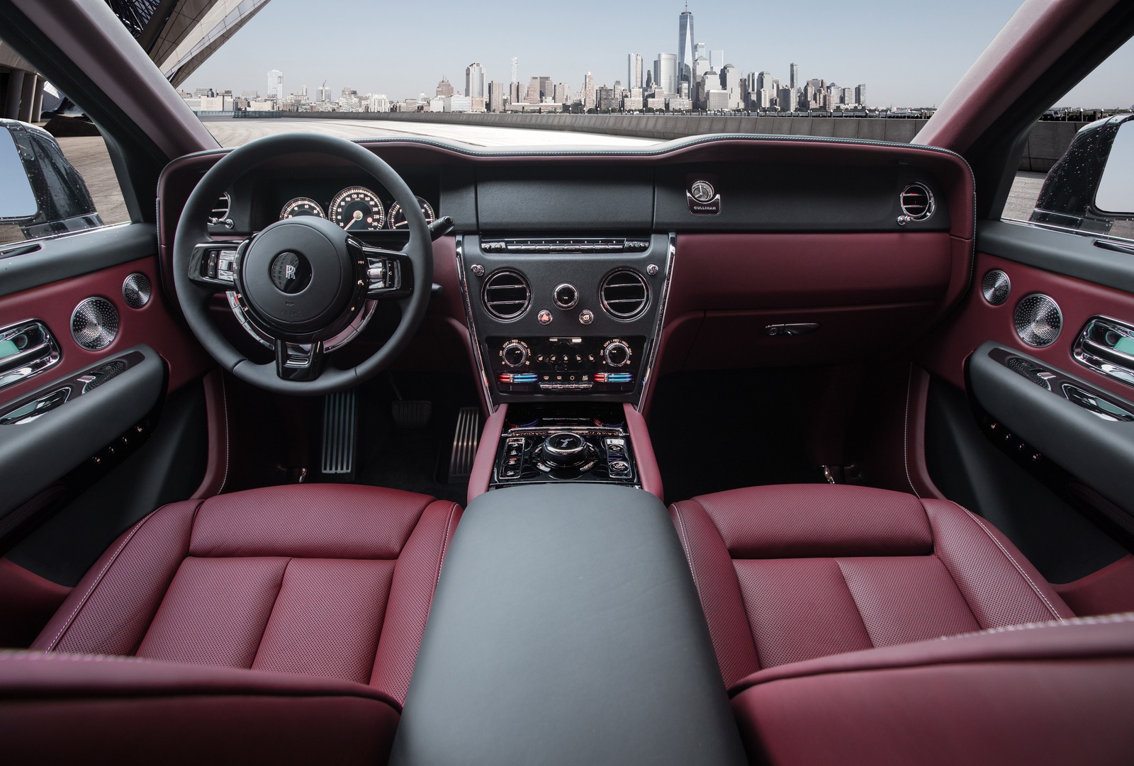 Rolls-Royce Cullinan phien ban chong dan anh 7