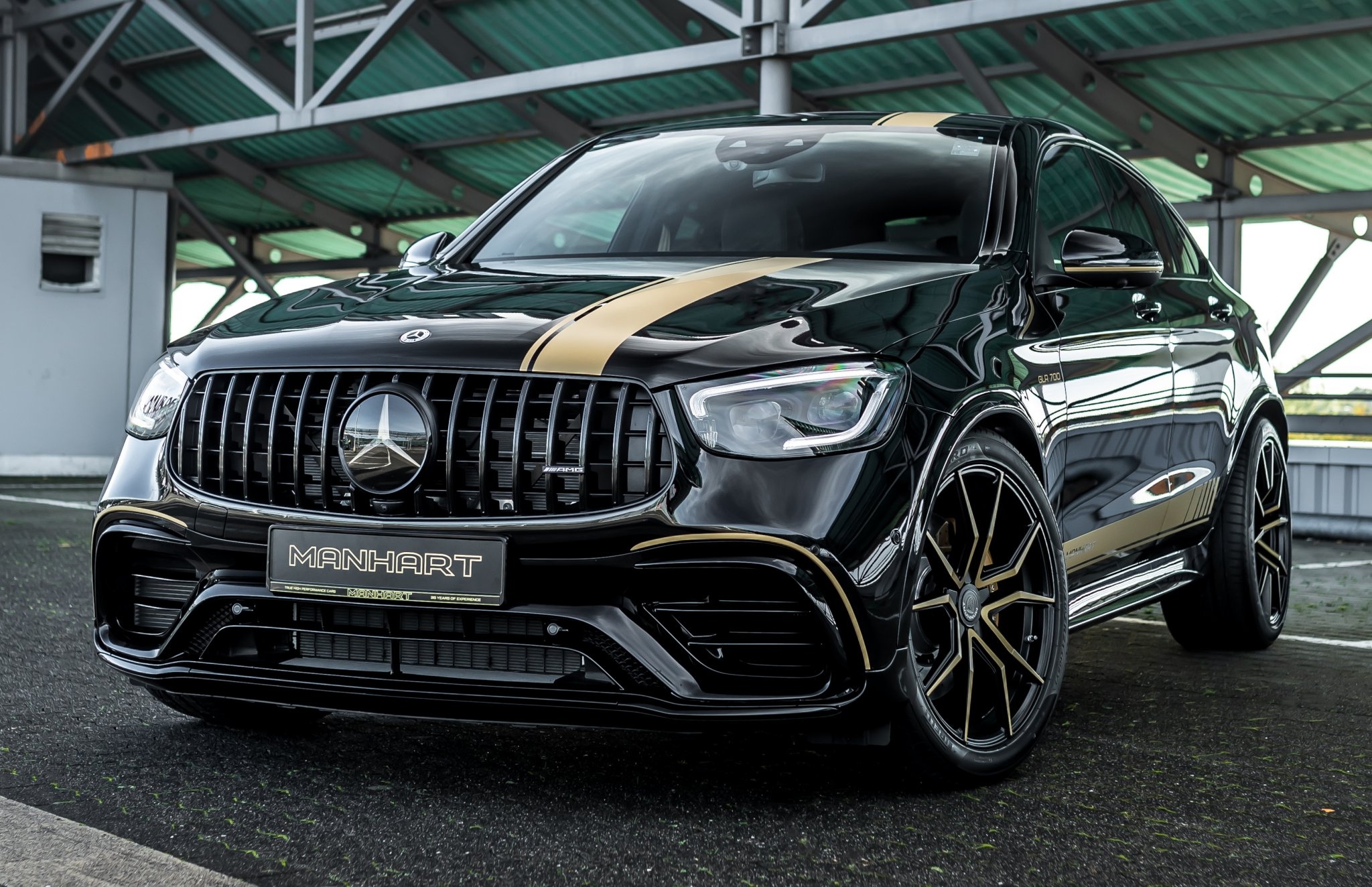 Mercedes-AMG GLC 63 S Coupe voi goi do manh hon 700 ma luc hinh anh