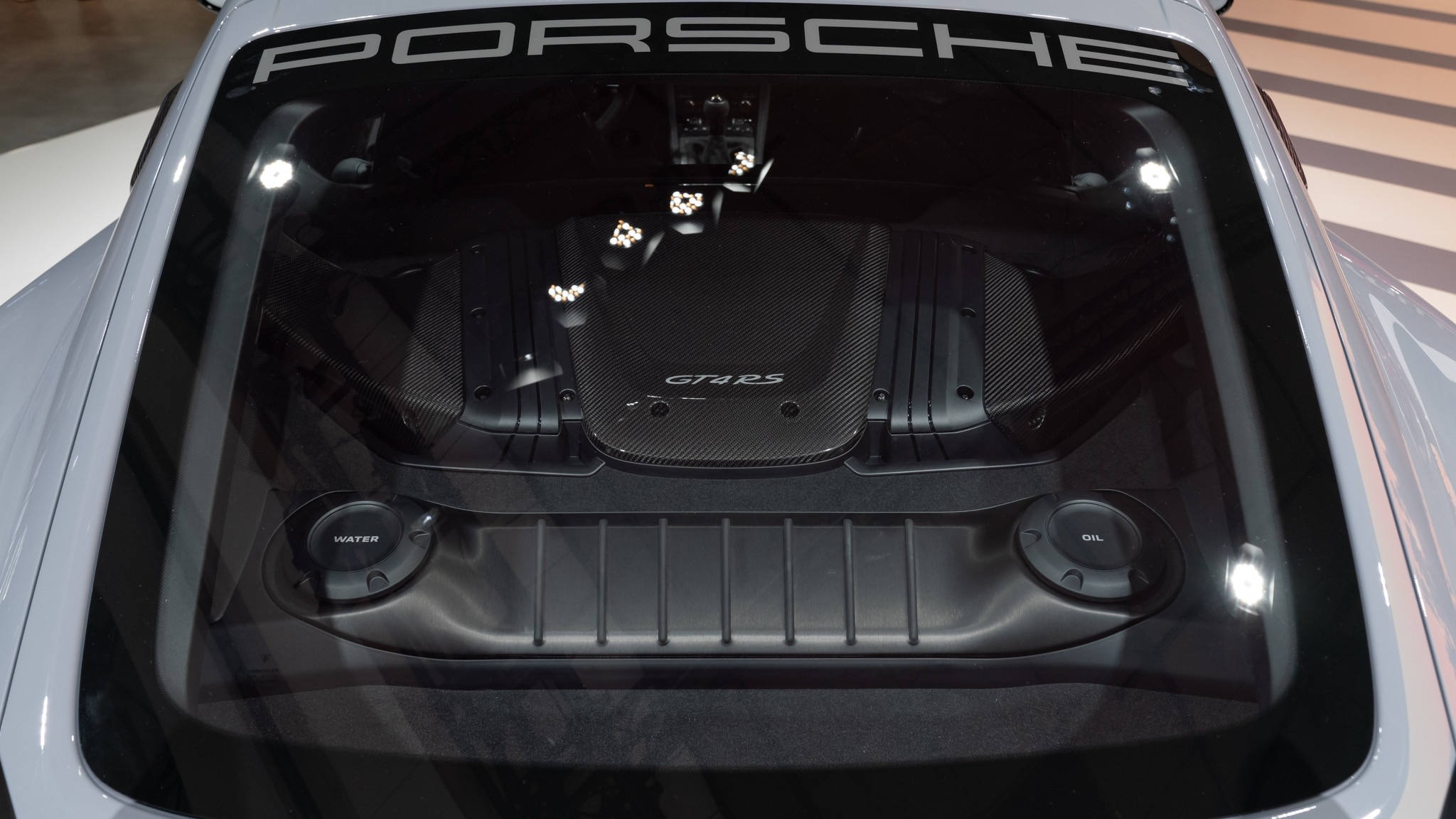 Porsche 718 Cayman GT4 RS anh 15