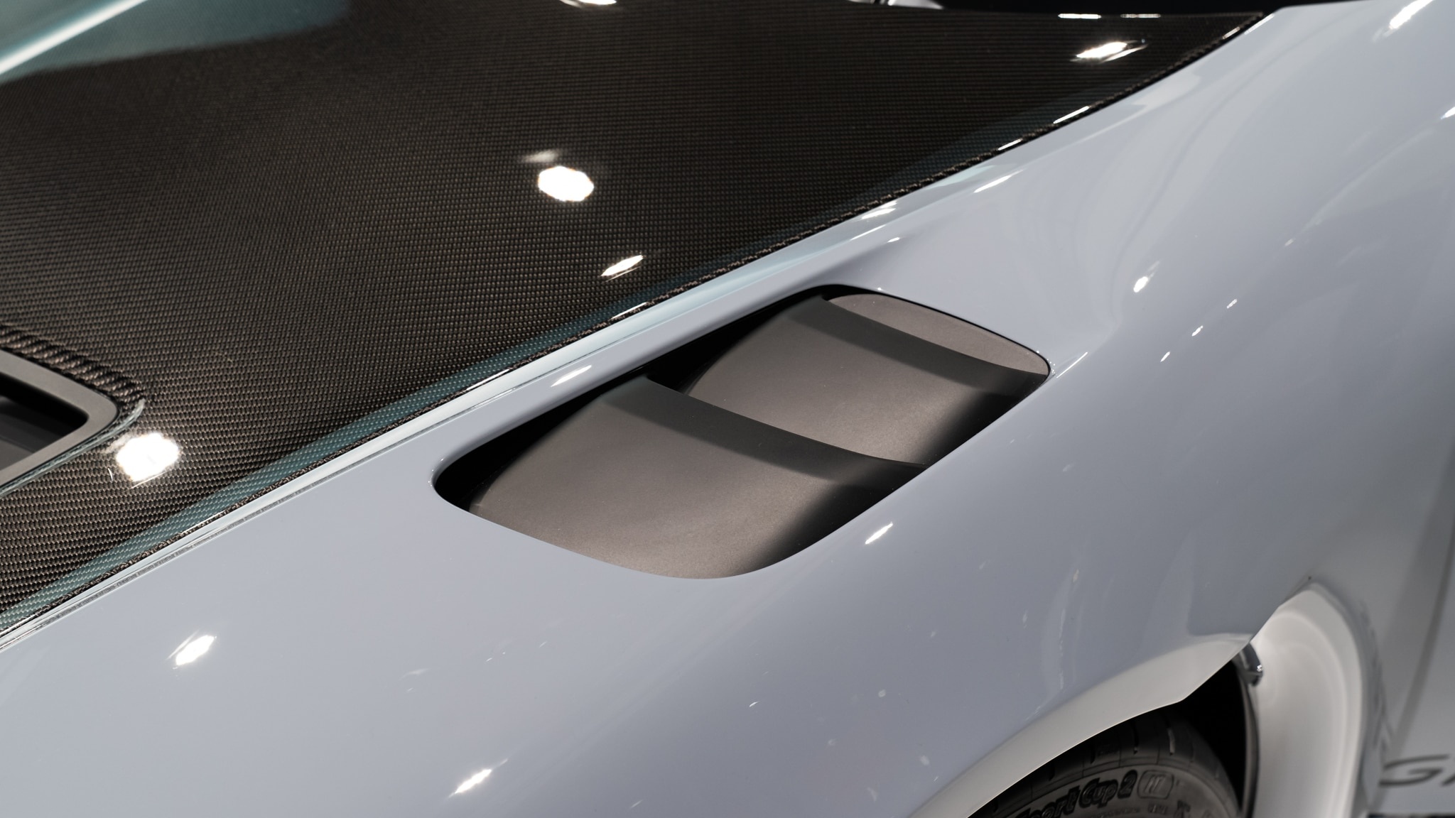 Porsche 718 Cayman GT4 RS anh 7