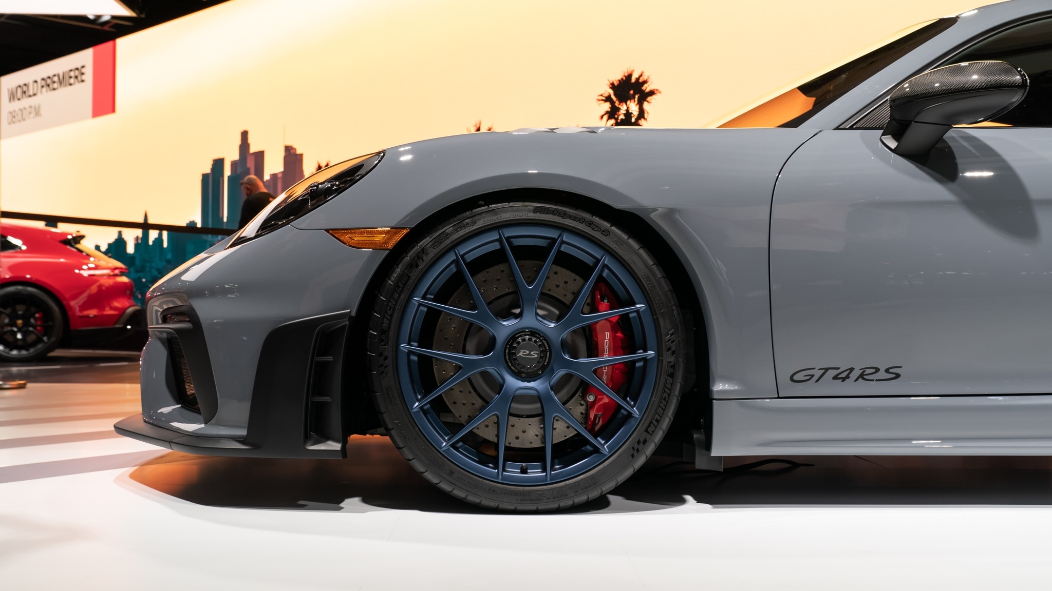 Porsche 718 Cayman GT4 RS anh 8