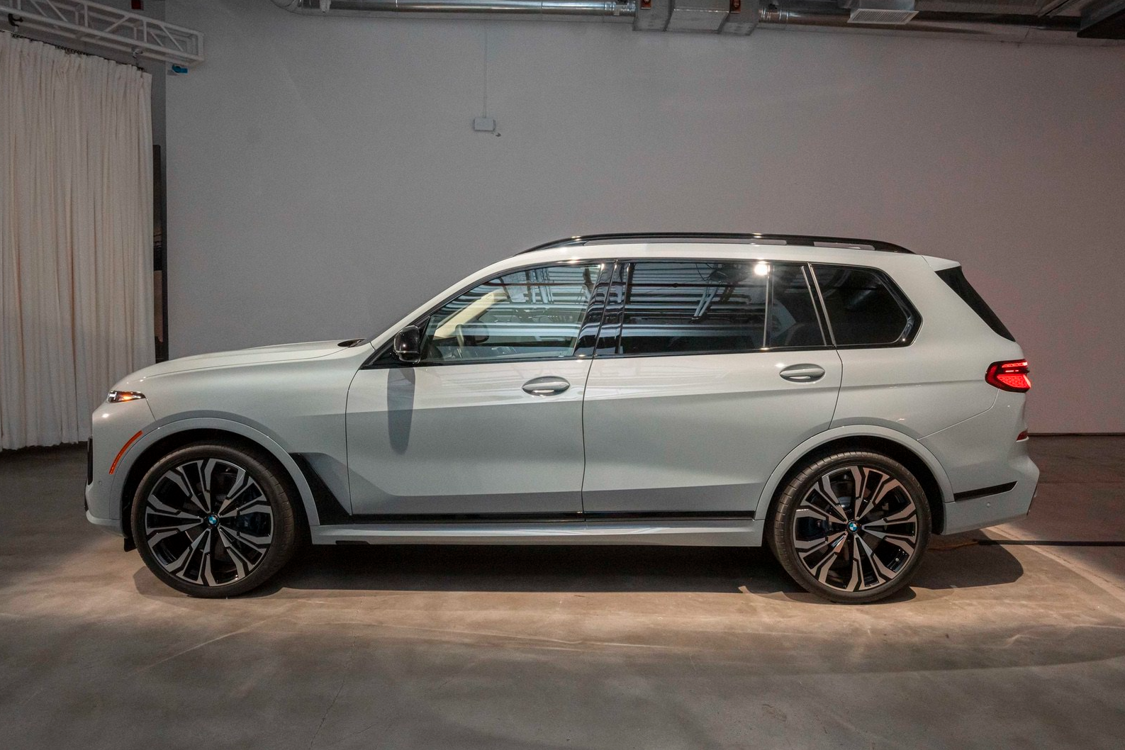 triển lãm xe hơi new york, new york auto show, lamborghini, huracan tecnica, bmw, bmw x7, jeep, Wagoneer, Grand Wagoneer, Hyundai Palisade, KIA Telluride, KIA Niro, Subaru Outback, Nissan Pathfinder, Nissan Leaf, Volkswagen ID Buzz ảnh 9 trien lam xe hoi new york, new york auto show, lamborghini, huracan tecnica, bmw, bmw x7, jeep, Wagoneer, Grand Wagoneer, Hyundai Palisade, KIA Telluride, KIA Niro, Subaru Outback, Nissan Pathfinder, Nissan Leaf, Volkswagen ID Buzz anh 9