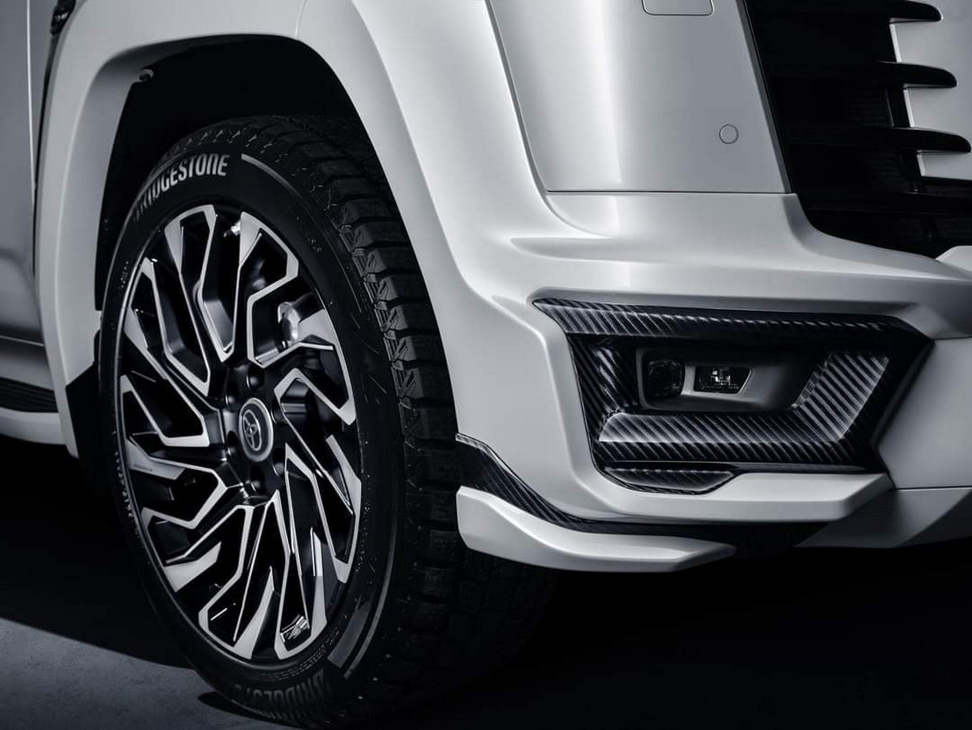 toyota,  land cruiser,  toyota land cruiser,  land cruiser 300,  toyota land cruiser 300,  khann,  khann international,  hang do,  xe do,  SUV anh 6