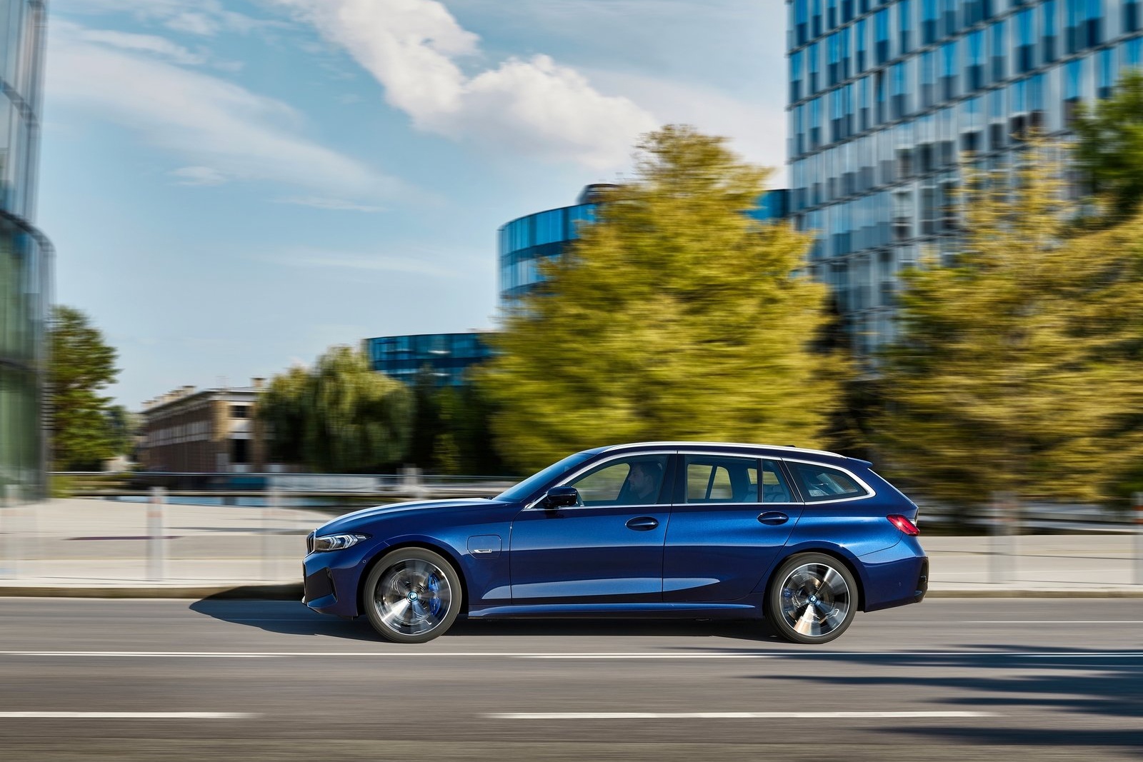 bmw,  3-series,  bmw 3-series,  330i,  330e,  bmw 330i,  g20 anh 17