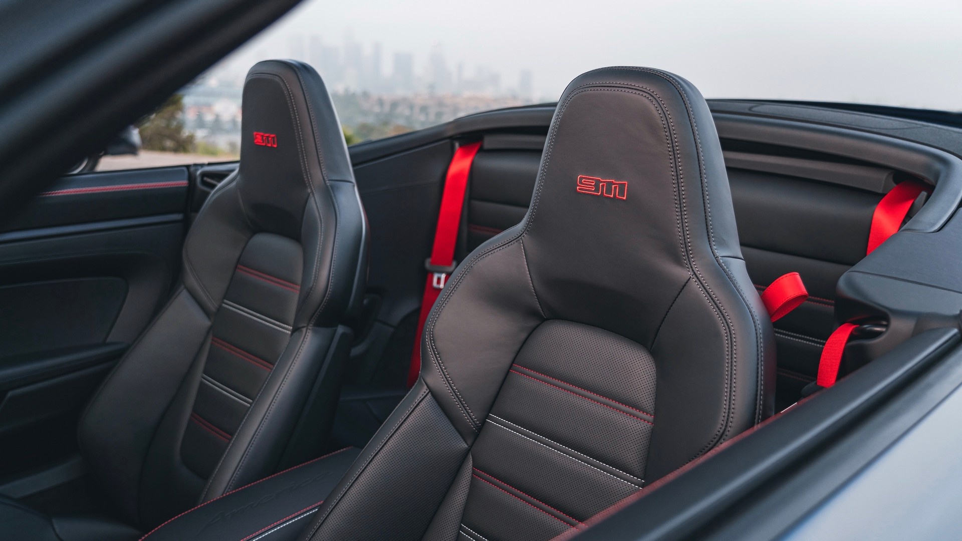 porsche,  porsche 911,  porsche 992,  porsche 911 gts,  911 gts,  911 Carrera GTS Cabriolet America anh 5