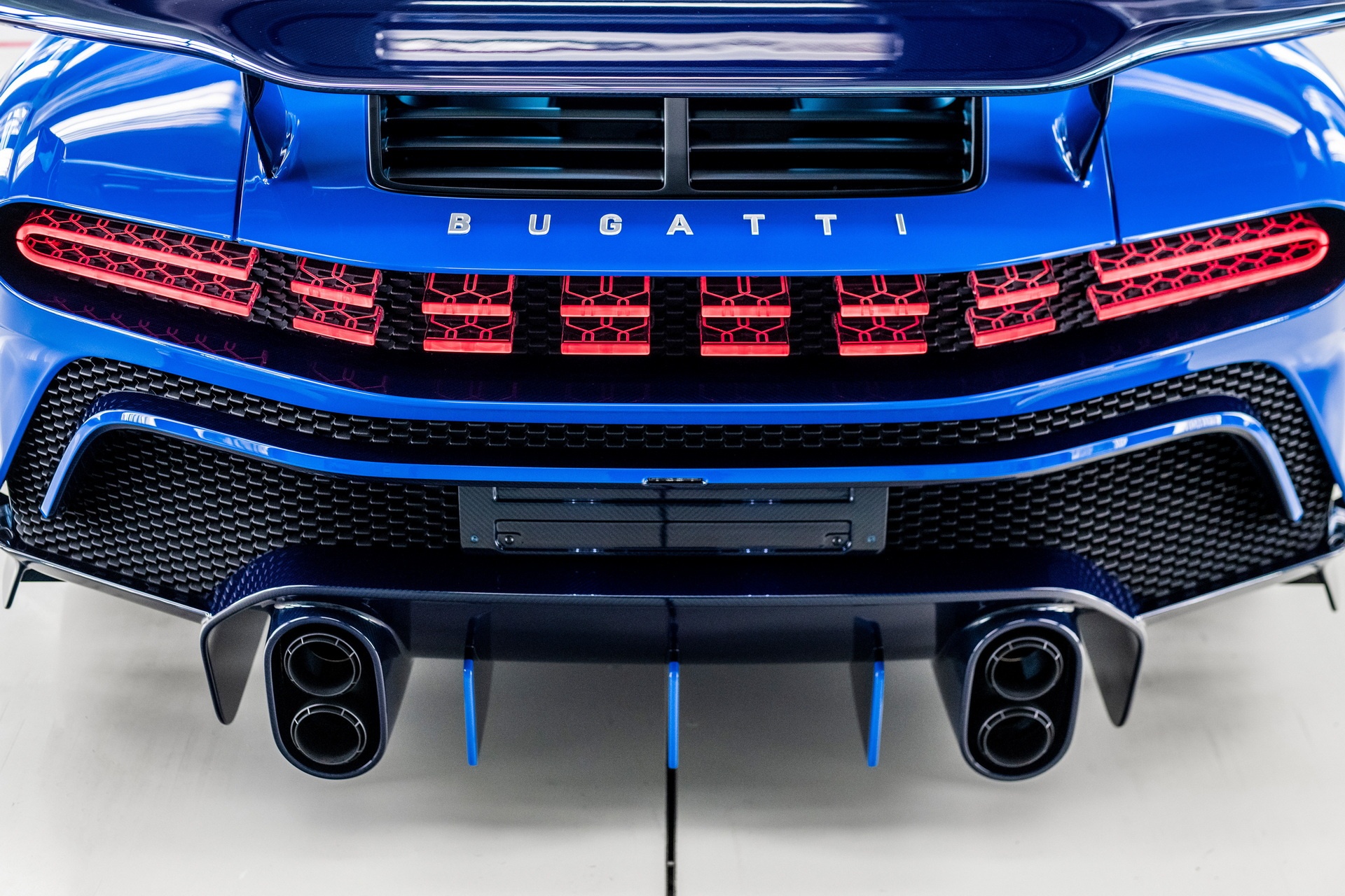 bugatti,  chiron,  veyron,  bugatti chiron,  bugatti veyron,  centodieci,  bugatti centodieci,  eb110,  bugatti eb110,  siêu xe,  ronaldo,  Cristiano Ronaldo ảnh 9 bugatti,  chiron,  veyron,  bugatti chiron,  bugatti veyron,  centodieci,  bugatti centodieci,  eb110,  bugatti eb110,  sieu xe,  ronaldo,  Cristiano Ronaldo anh 9