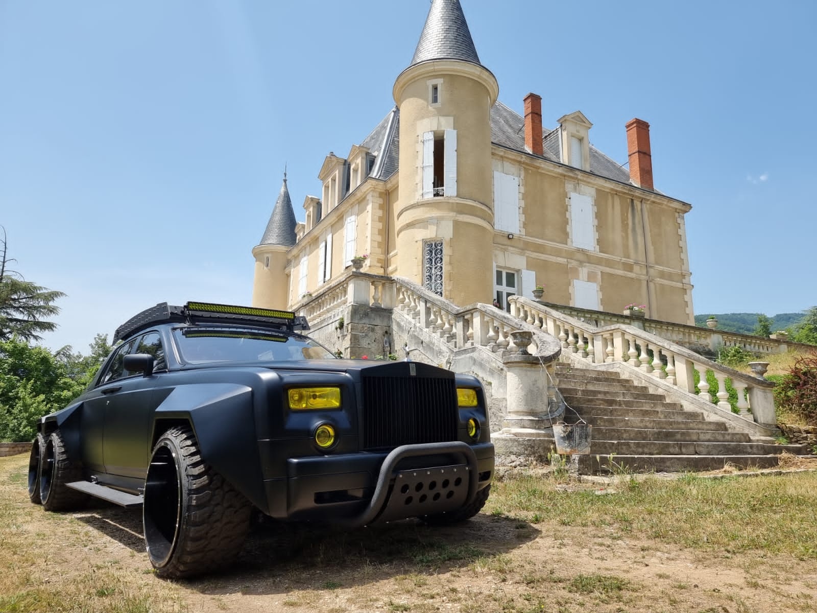 rolls-royce,  phantom,  ghost,  wraith,  phantom 6x6,  phantom dia hinh,  do xe,  xe do,  rolls-royce phantom,  rolls-royce phantom 6x6 anh 2