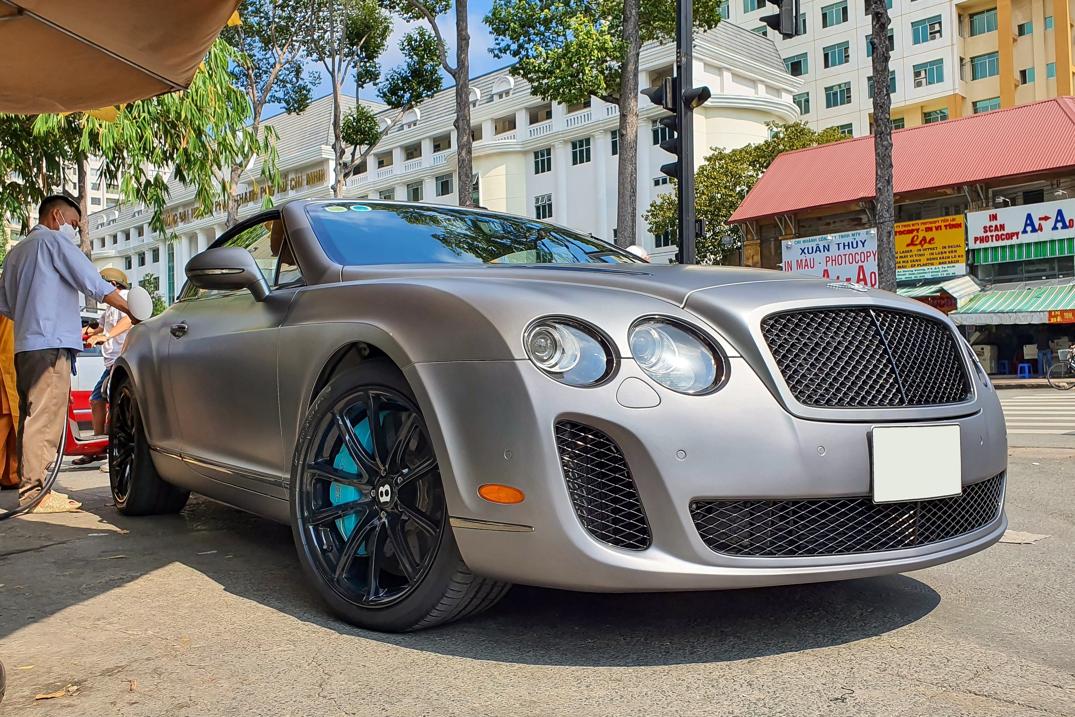Bentley Continental Supersports mui tran hang hiem tai Viet Nam hinh anh