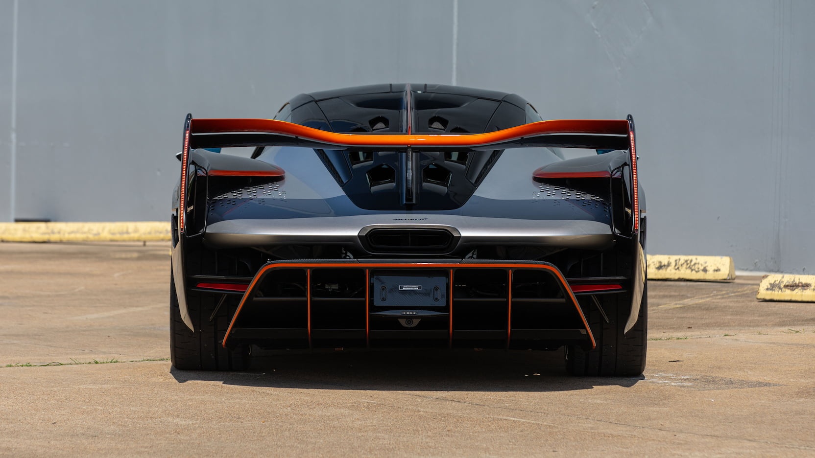 mclaren,  senna,  sabre,  speedtail,  720s,  765lt,  mso,  sieu xe,  dau gia,  Mecum Auctions anh 9