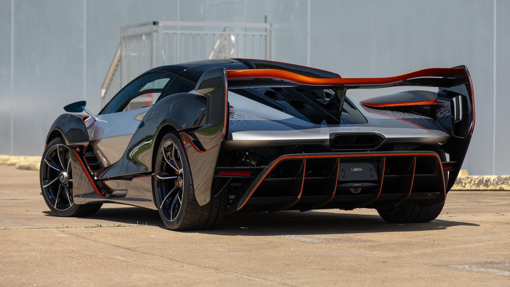 mclaren,  senna,  sabre,  speedtail,  720s,  765lt,  mso,  sieu xe,  dau gia,  Mecum Auctions anh 15