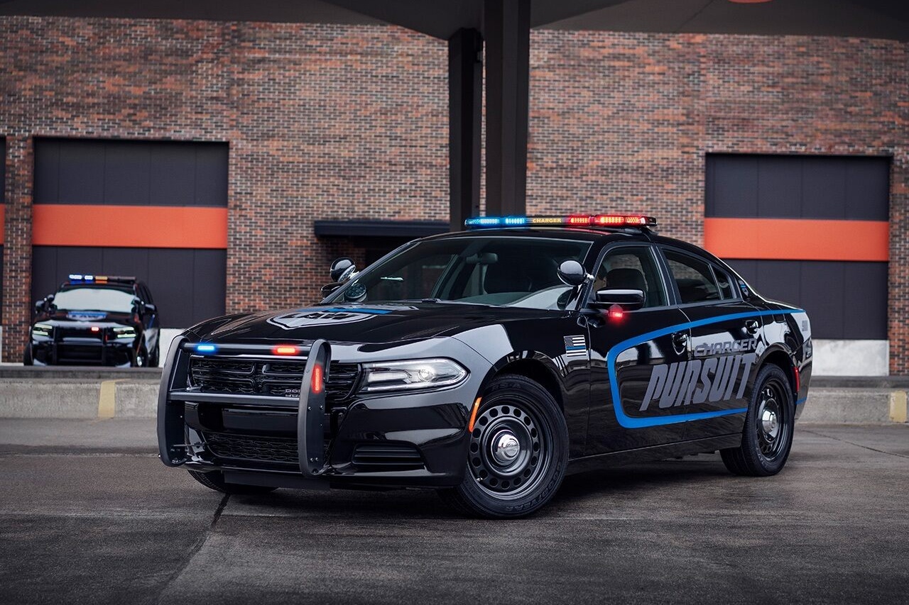 xe canh sat,  xe canh sat my,  ford,  dodge,  chevrolet,  f-150,  mustang,  transit,  charger,  durango,  taho,  silverado anh 2