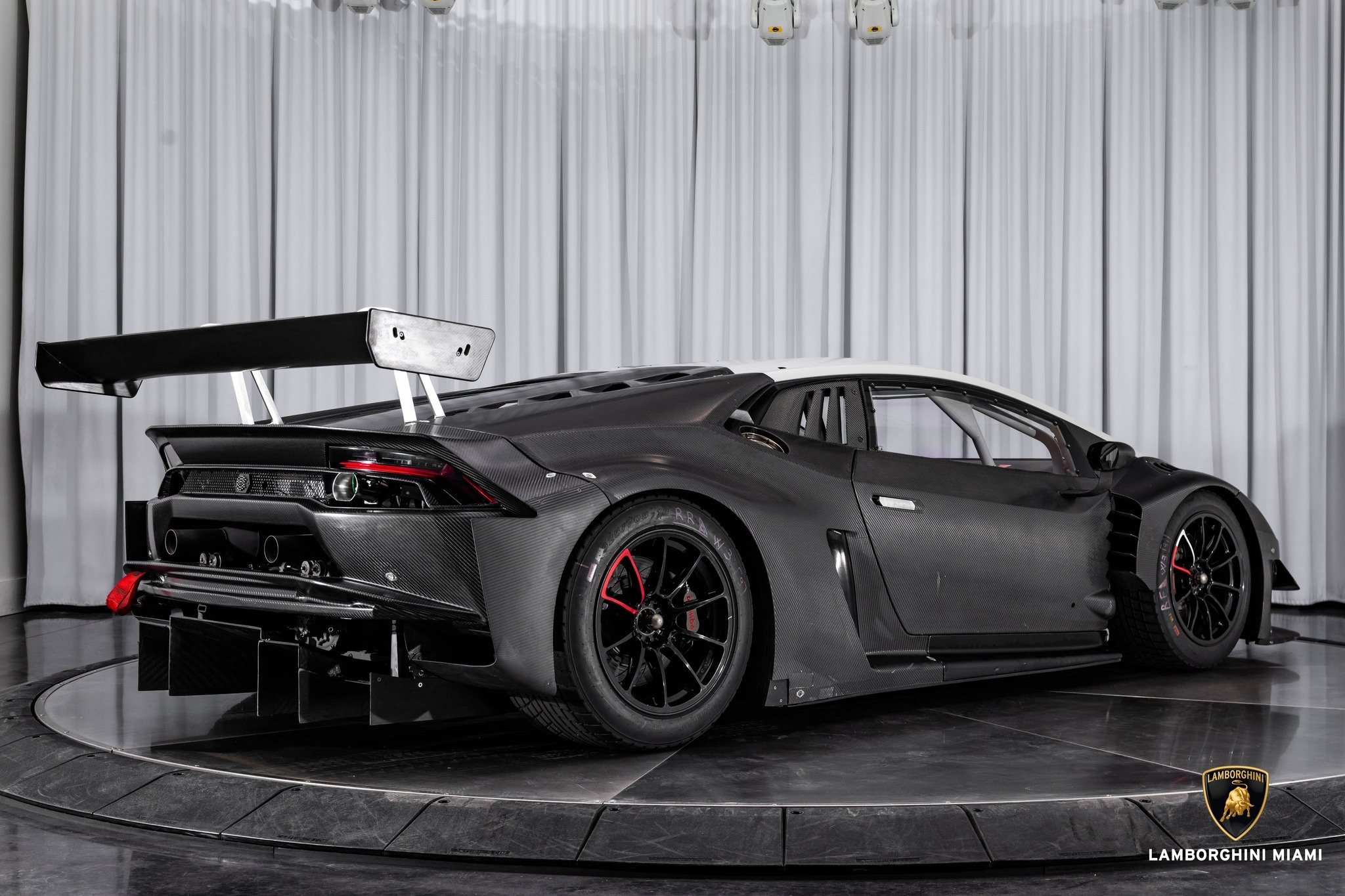 lamborghini,  huracan,  huracan gt3,  huracan gt3 evo,  huracan gt3 evo2,  xe đua,  siêu xe,  aventador,  lamborghini huracan,  super trofeo,  Squadra Corse,  urus,  murcielago,  gallardo,  ferrari,  mclaren,  aston martin ảnh 2 lamborghini,  huracan,  huracan gt3,  huracan gt3 evo,  huracan gt3 evo2,  xe dua,  sieu xe,  aventador,  lamborghini huracan,  super trofeo,  Squadra Corse,  urus,  murcielago,  gallardo,  ferrari,  mclaren,  aston martin anh 2