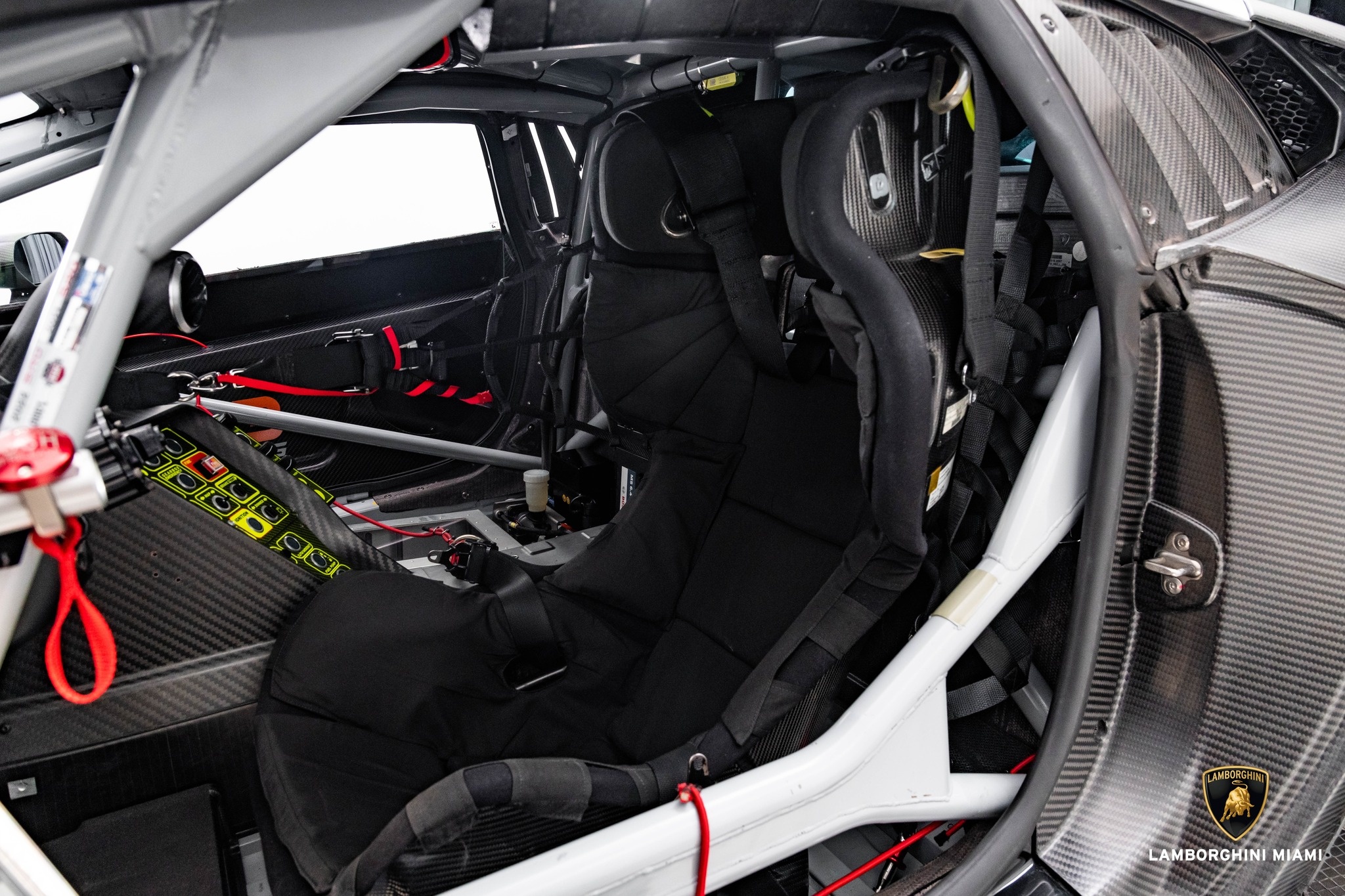 lamborghini,  huracan,  huracan gt3,  huracan gt3 evo,  huracan gt3 evo2,  xe đua,  siêu xe,  aventador,  lamborghini huracan,  super trofeo,  Squadra Corse,  urus,  murcielago,  gallardo,  ferrari,  mclaren,  aston martin ảnh 6 lamborghini,  huracan,  huracan gt3,  huracan gt3 evo,  huracan gt3 evo2,  xe dua,  sieu xe,  aventador,  lamborghini huracan,  super trofeo,  Squadra Corse,  urus,  murcielago,  gallardo,  ferrari,  mclaren,  aston martin anh 6