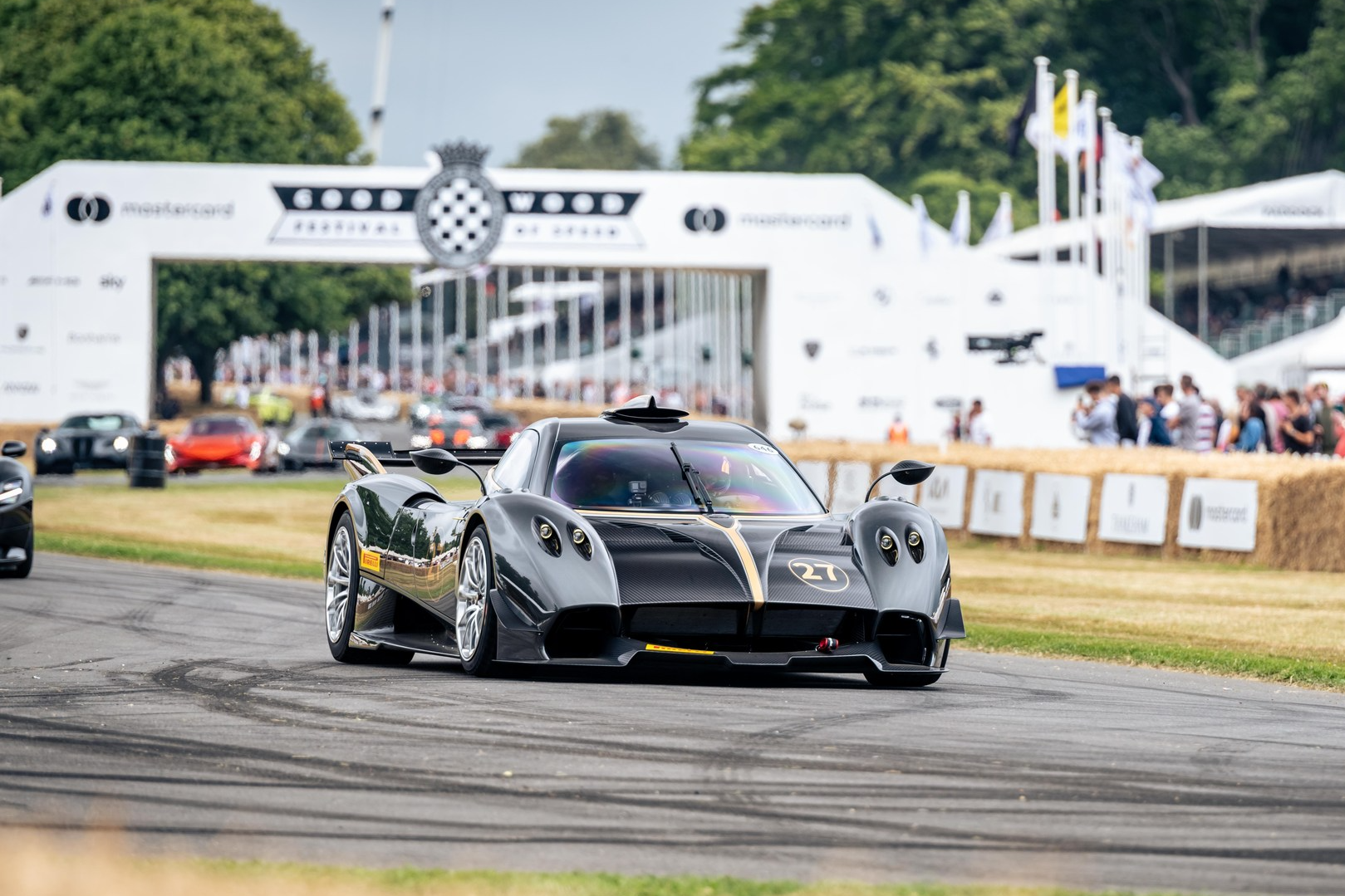 sieu xe,  ferrari,  fxx,  fxx-k,  fxx-k evo,  599xx,  599xx evo,  pagani,  huayra,  huayra r,  aston martin,  valkyrie,  valkyrie amr pro,  lamborghini,  essenza scv12,  scv12,  mclaren,  senna,  senna gtr,  bugatti,  bolide,  porsche anh 2