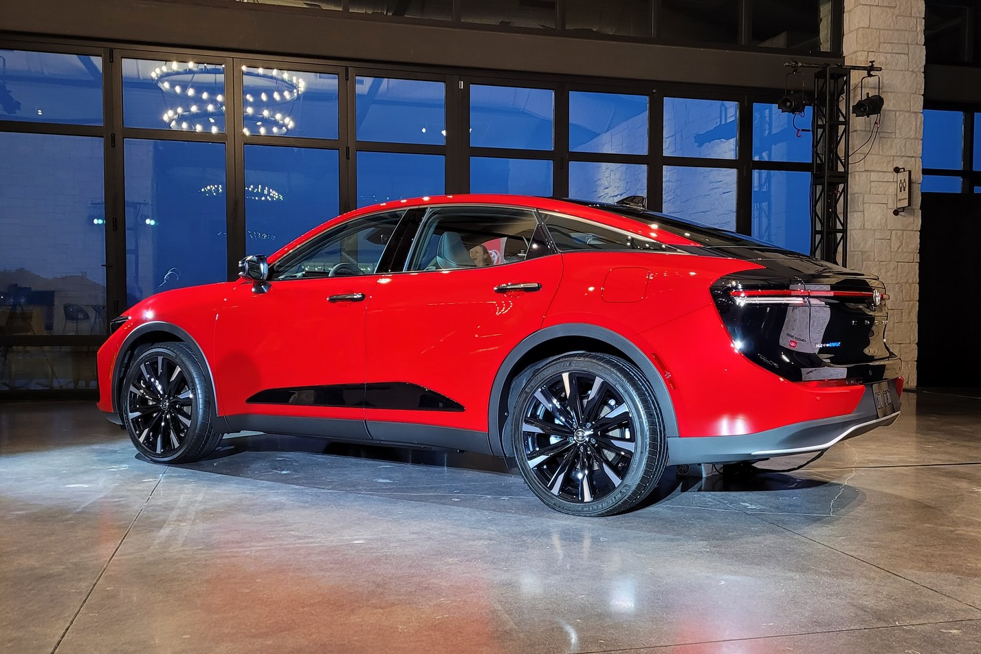 toyota,  crown,  avalon,  sedan,  ra mắt,  bz4x,  crossover,  xe mới ảnh 15 toyota,  crown,  avalon,  sedan,  ra mat,  bz4x,  crossover,  xe moi anh 15