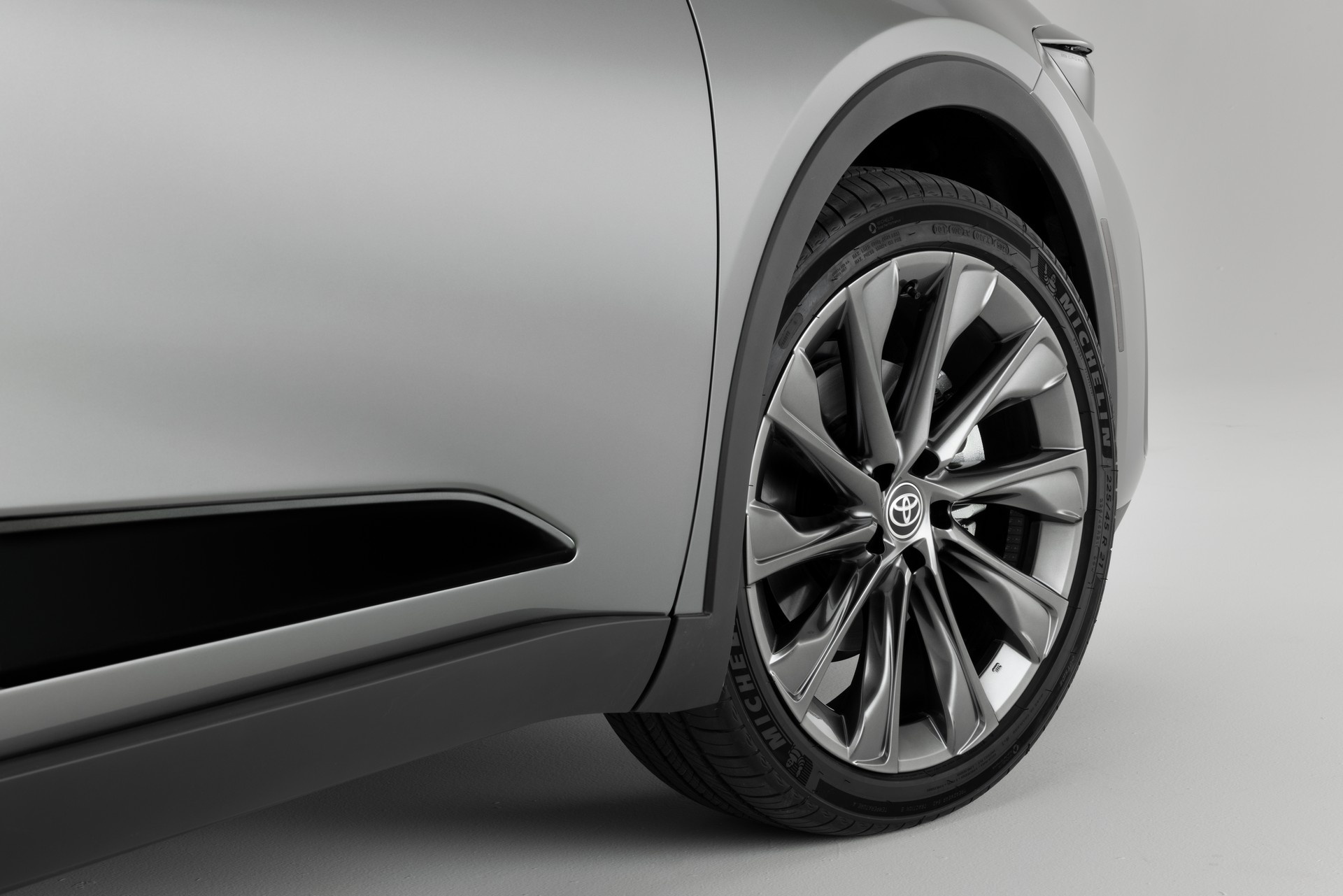 toyota,  crown,  avalon,  sedan,  ra mắt,  bz4x,  crossover,  xe mới ảnh 7 toyota,  crown,  avalon,  sedan,  ra mat,  bz4x,  crossover,  xe moi anh 7
