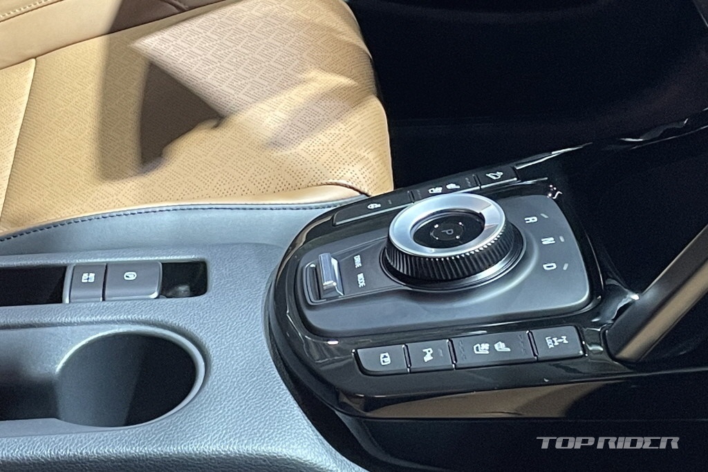 kia,  seltos,  sportage,  kia seltos,  suv,  xe moi,  trien lam anh 9