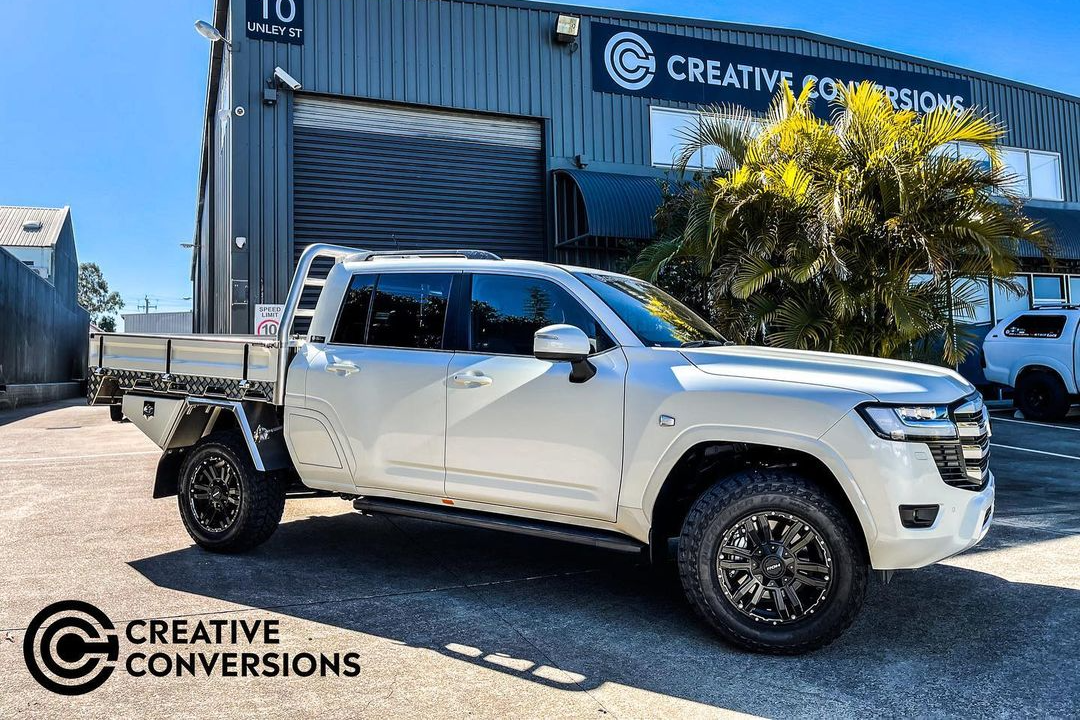 toyota,  land cruiser,  lc300,  ban tai,  xe do,  toyota land cruiser,  lexus,  lexus lx600,  lx600,  Creative Conversions anh 8