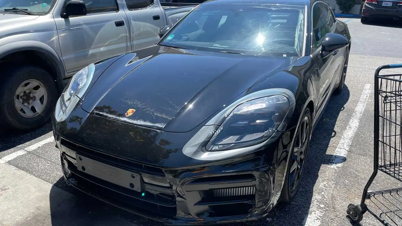 porsche,  xe moi,  the he moi,  thu nghiem,  cayenne,  panamera,  taycan,  macan anh 1