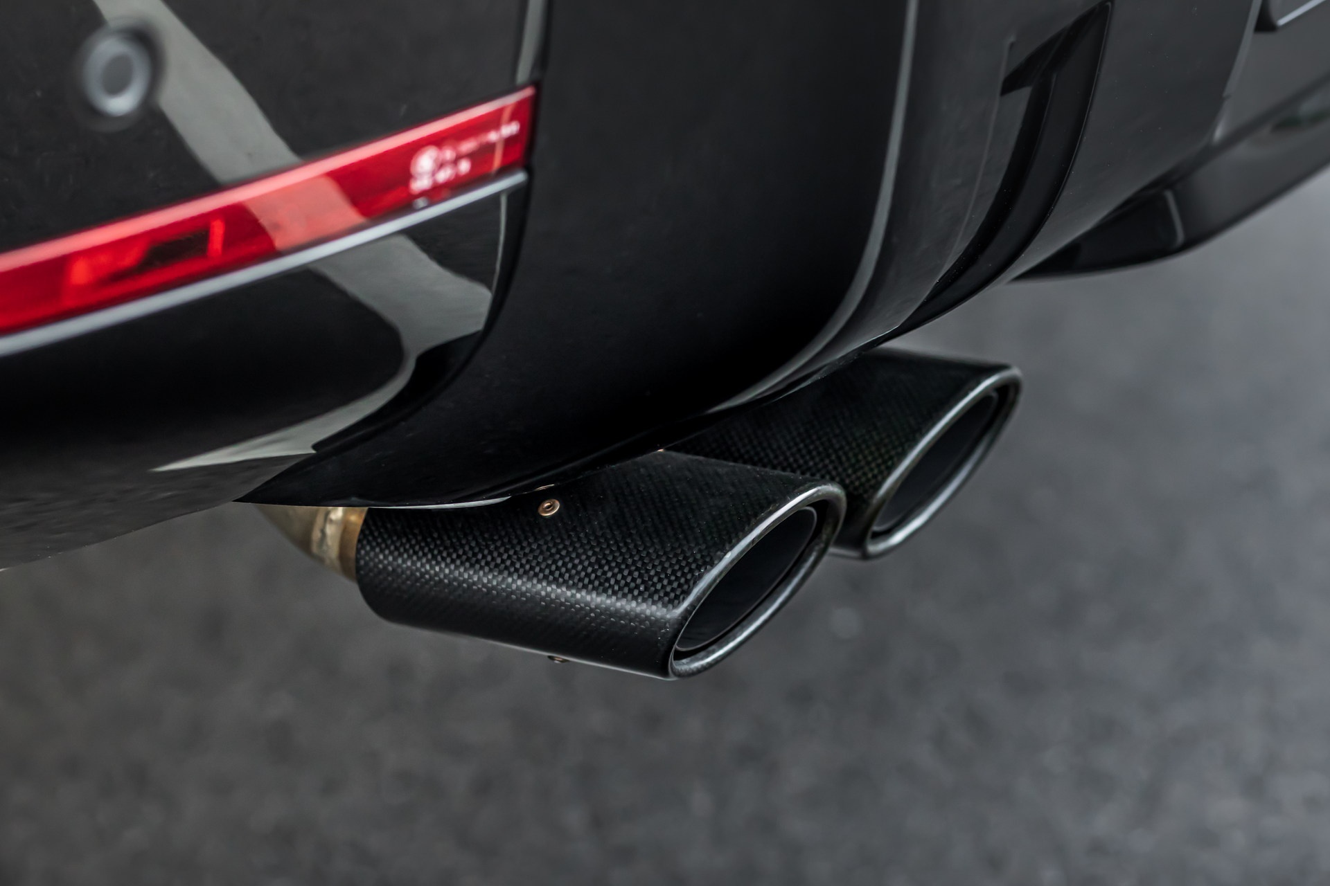 land rover,  defender,  land rover defender,  defender manhart,  manhart,  xe do,  dp 500,  defender 110,  suv,  g63,  g-class,  range rover anh 15