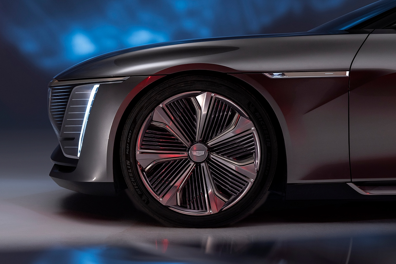 Cadillac,  Celestiq,  Lyriq,  Blazer,  Cadillac Sixteen,  xe dien anh 4