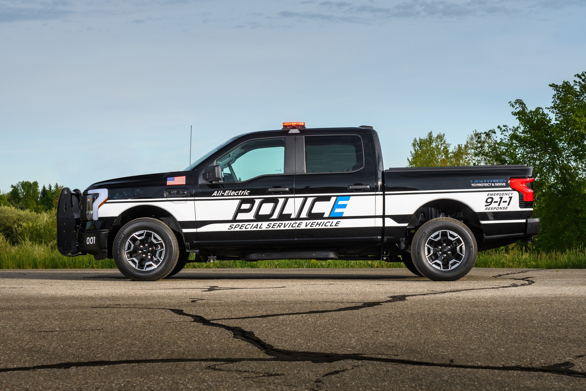 ford,  f-150,  ford f-150,  ford f-150 lightning,  ford f-150 lightning pro,  f-150 lightning,  bán tải,  xe điện,  cảnh sát mỹ,  pickup,  pick-up,  f-150 lightning pro,  f-150 lightning ssv,  ssv ảnh 2 ford,  f-150,  ford f-150,  ford f-150 lightning,  ford f-150 lightning pro,  f-150 lightning,  ban tai,  xe dien,  canh sat my,  pickup,  pick-up,  f-150 lightning pro,  f-150 lightning ssv,  ssv anh 2