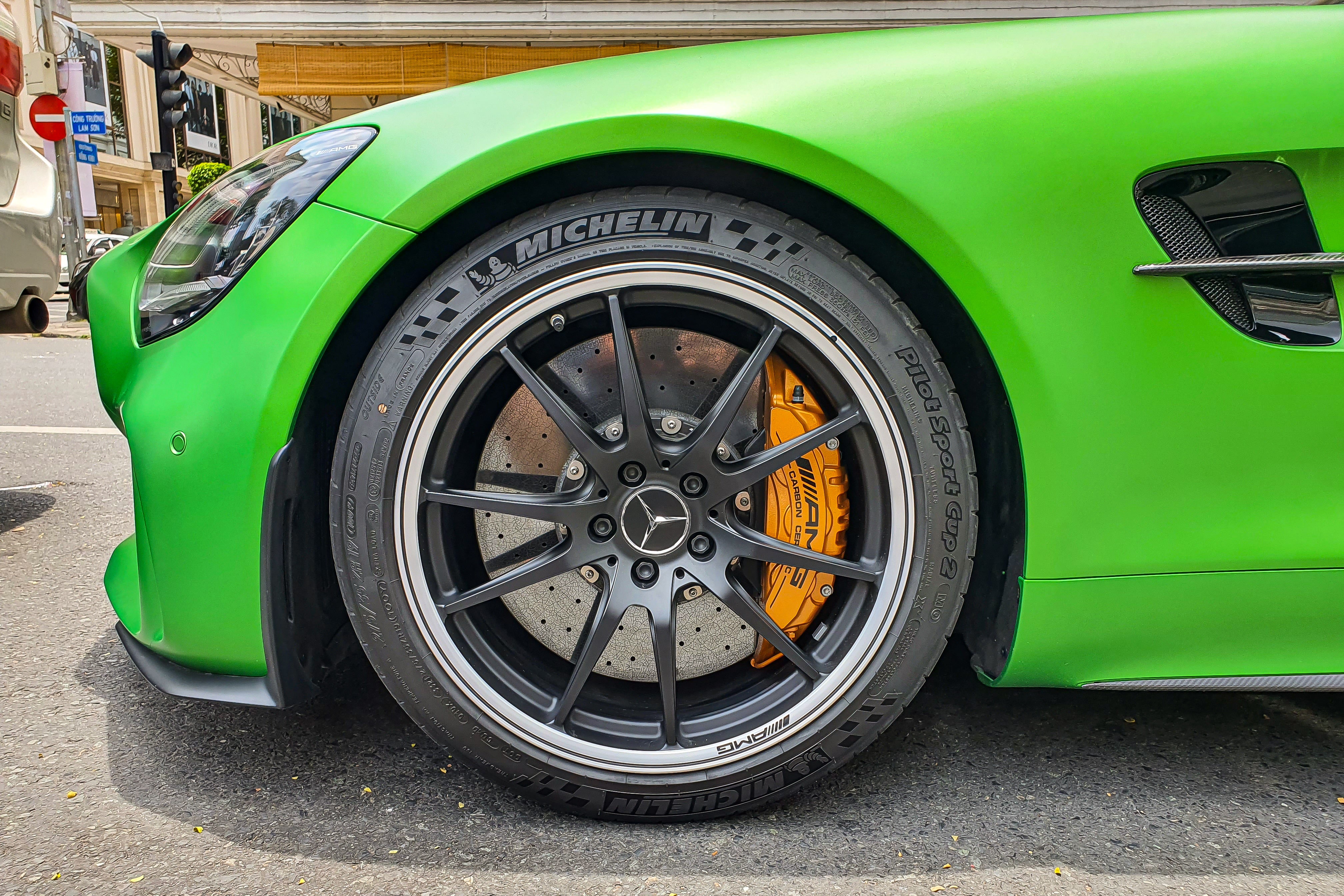 mercedes-benz,  mercedes,  amg,  mercedes-amg,  amg gt,  amg gt r,  amg gt black series,  sieu xe,  xe the thao,  green hell anh 7