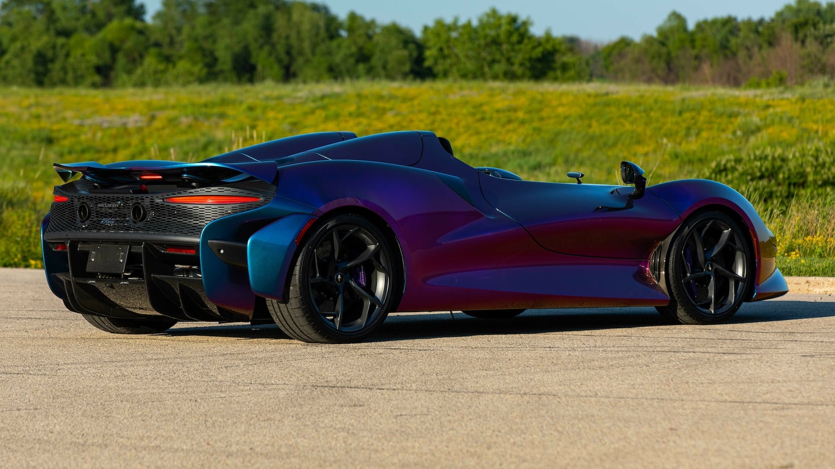 mclaren,  elva,  mclaren elva,  speedster,  sieu xe,  dau gia,  xe the thao,  720s,  765lt,  longtail,  speedtail anh 2