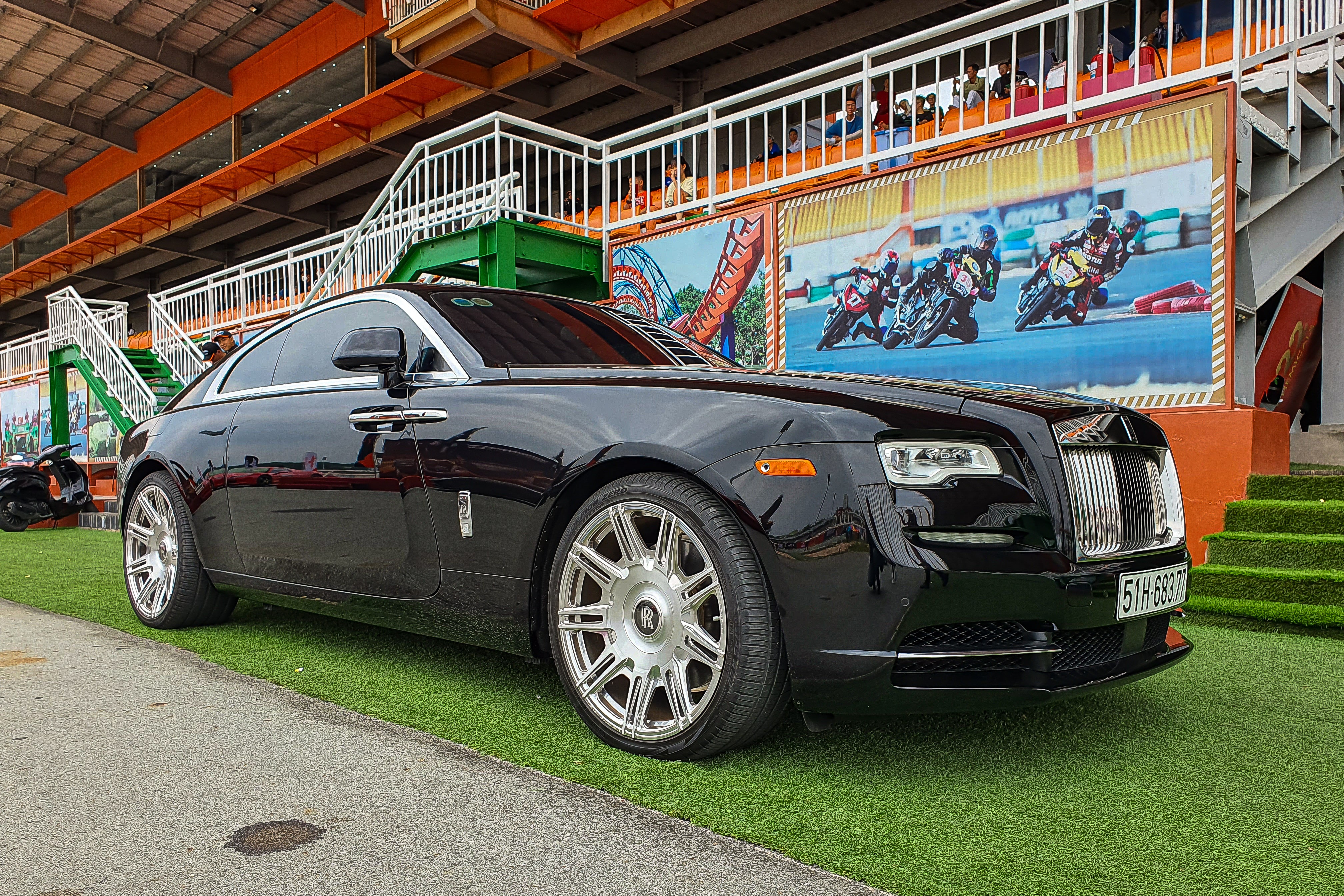 rolls-royce,  wraith,  rolls-royce wraith,  ghost,  phantom,  dawn,  spectre,  siêu sang,  cường đô la,  minh nhựa,  nguyễn quốc cường ảnh 1 rolls-royce,  wraith,  rolls-royce wraith,  ghost,  phantom,  dawn,  spectre,  sieu sang,  cuong do la,  minh nhua,  nguyen quoc cuong anh 1