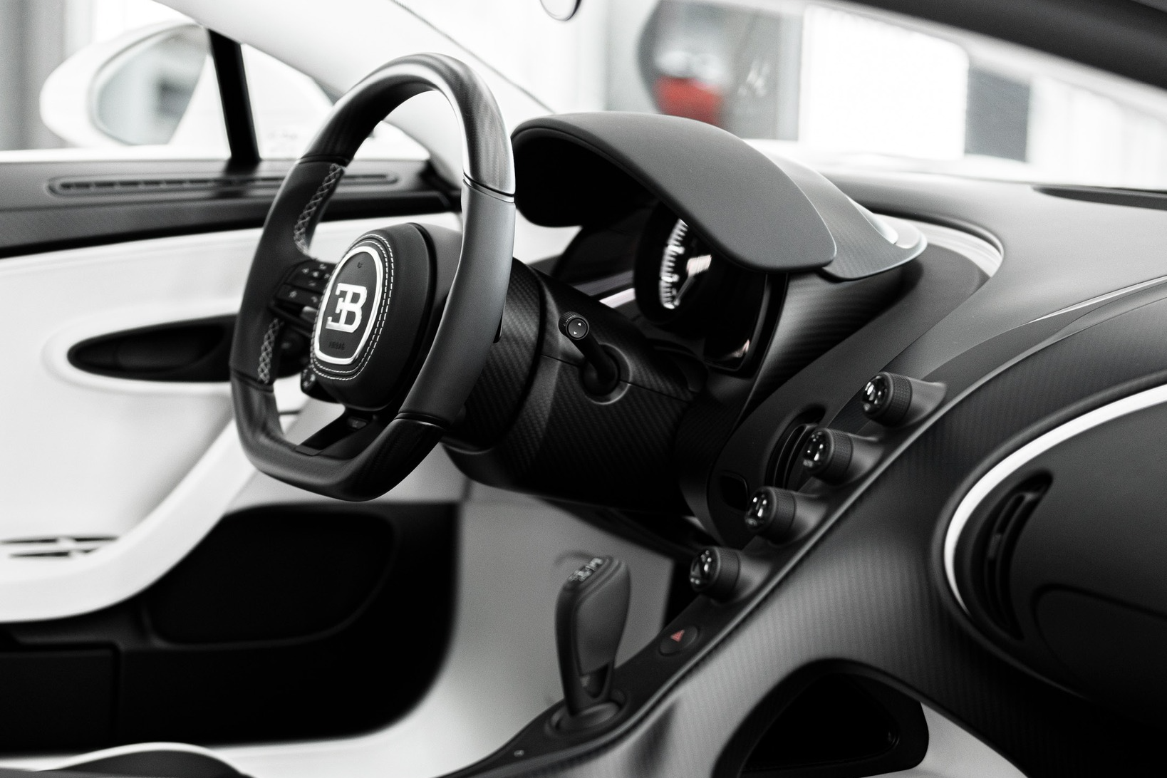 Le Diamant Blanc,  bugatti,  chiron,  chiron super sport,  chiron super sport 300+,  veyron,  bugatti veyron,  bugatti veyron,  divo,  bugatti divo,  bugatti sur mesure,  sieu xe,  xe the thao anh 8