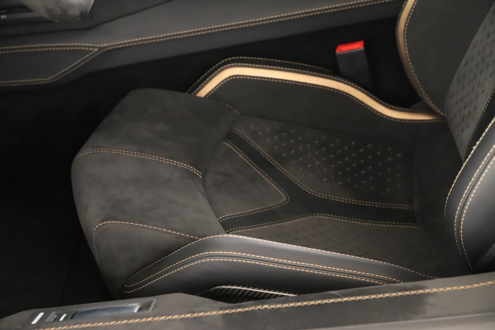 lamborghini,  aventador,  urus,  huracan,  siêu xe,  aventador Ultimae,  aventador svj,  aventador sv,  aventador s,  ferrari,  lamborghini aventador ảnh 12 lamborghini,  aventador,  urus,  huracan,  sieu xe,  aventador Ultimae,  aventador svj,  aventador sv,  aventador s,  ferrari,  lamborghini aventador anh 12