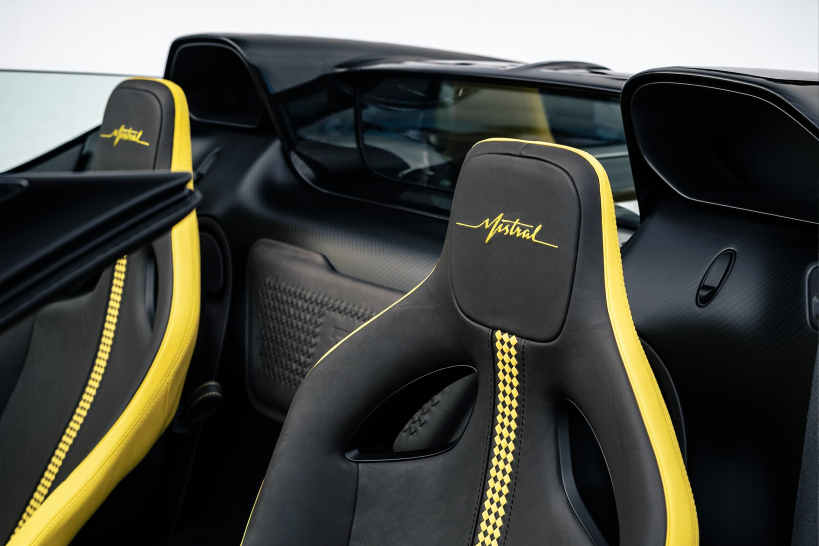 bugatti,  w16 mistral,  mistral,  bugatti w16 mistral,  the quail,  monterey car week,  veyron,  chiron,  divo,  Type 57,  La Voiture Noire,  Veyron Barchetta,  rimac,  sieu xe,  hypercar,  supercar,  megacar,  w16 anh 23