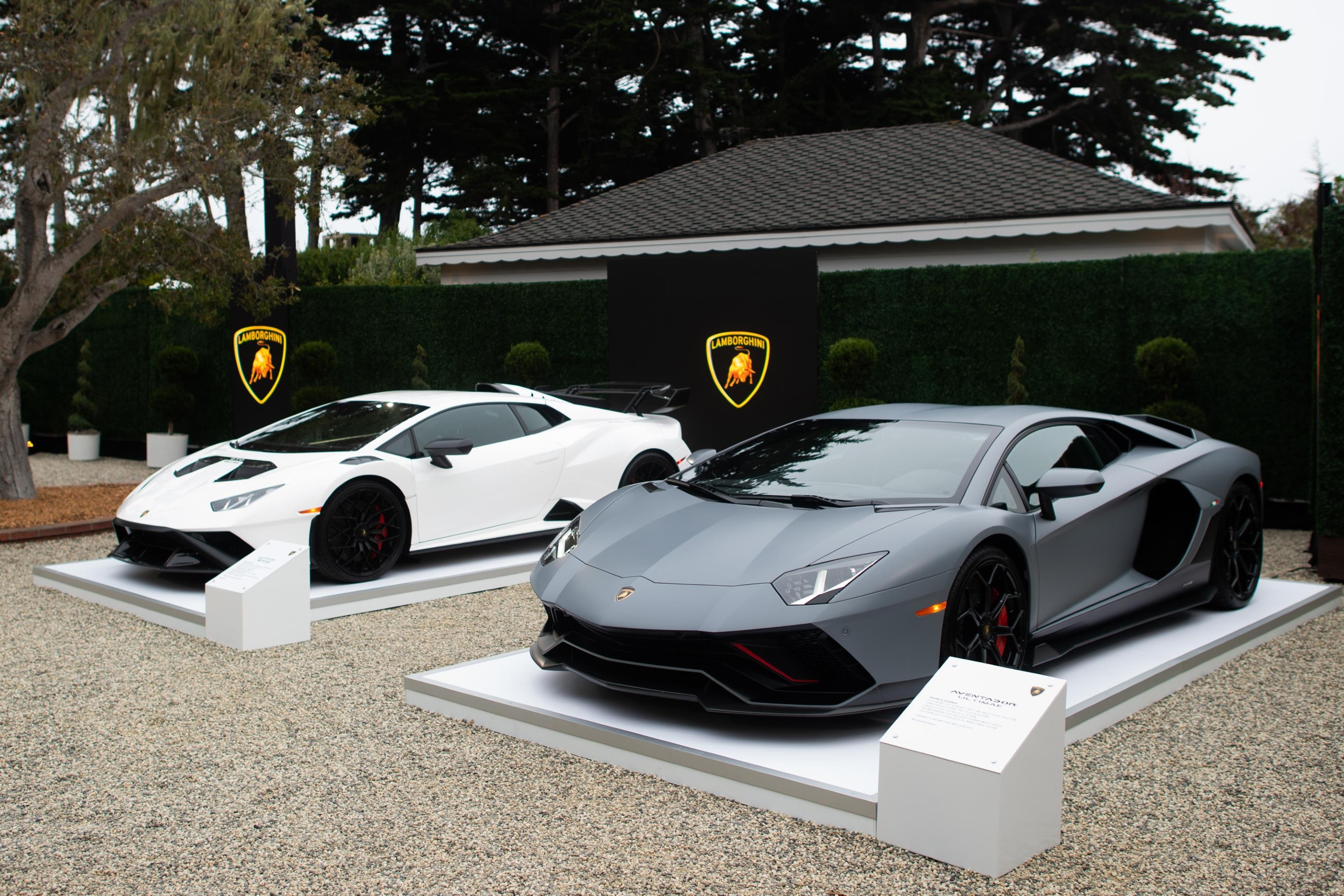 Loat sieu xe Lamborghini tai Monterey Car Week 2022 hinh anh