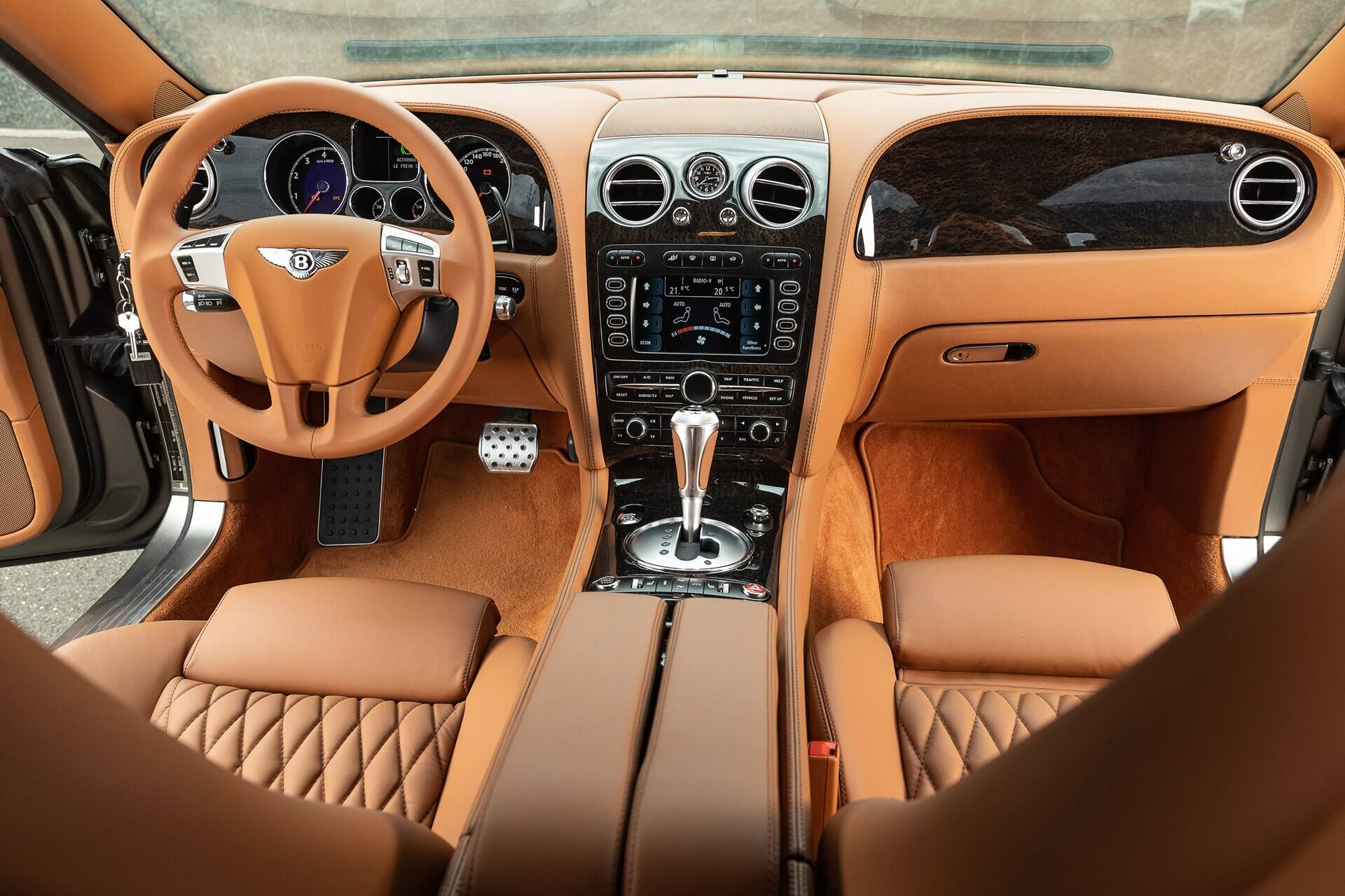 bentley,  continental gt,  bentley continental gt,  zagato,  xe độ,  rm sotheby's,  bentley zagato,  bentley continental gtz,  gtz,  continental gtz ảnh 11 bentley,  continental gt,  bentley continental gt,  zagato,  xe do,  rm sotheby's,  bentley zagato,  bentley continental gtz,  gtz,  continental gtz anh 11