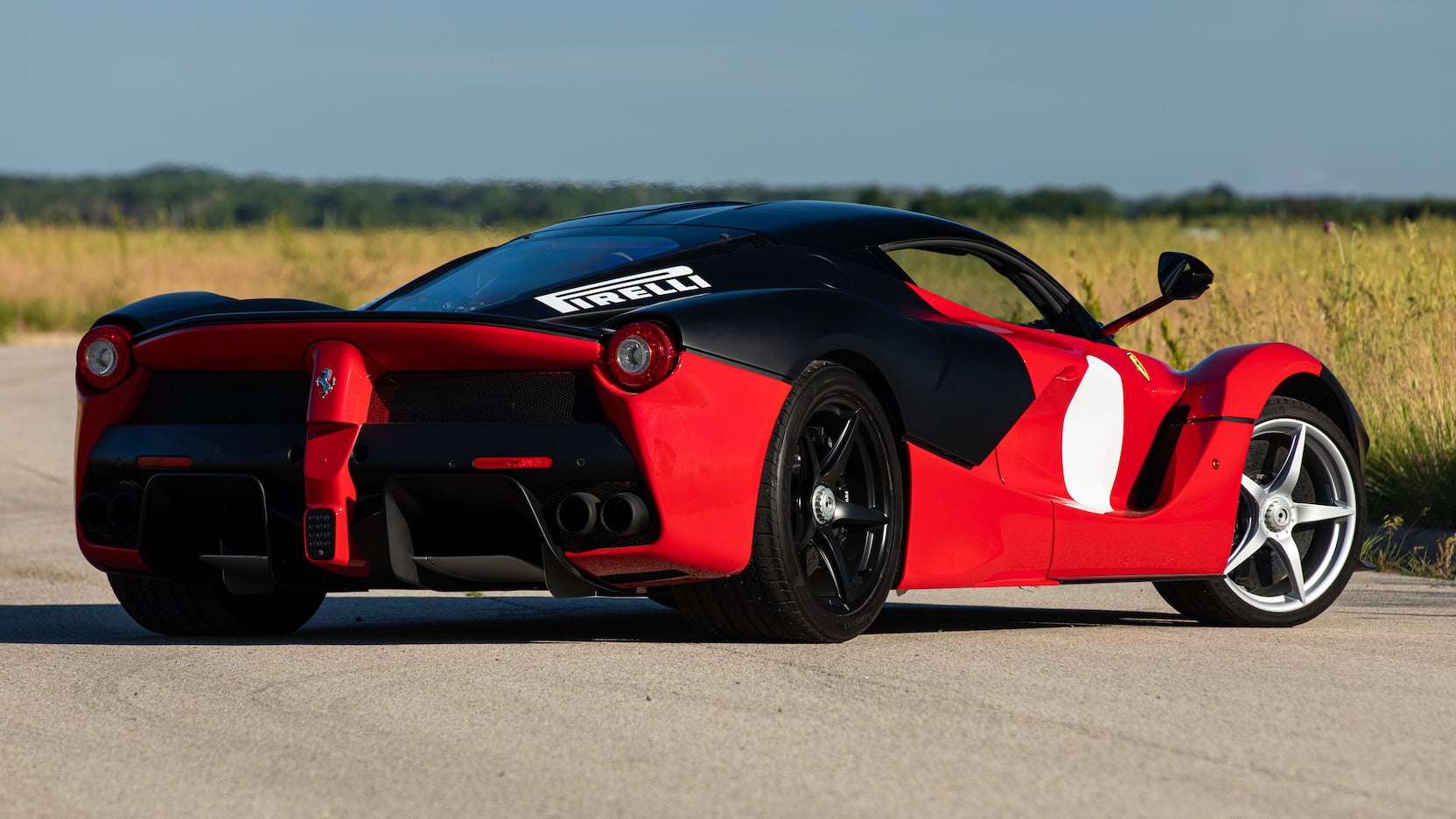 ferrari,  laferrari,  dau gia,  ferrari laferrari,  prototype,  ban thu nghiem,  mecum,  mecum auctions,  rm sotheby,  monterey car week anh 14