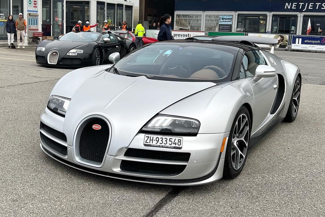 bugatti,  veyron,  chiron,  divo,  bolide,  La Voiture Noire,  Centodieci,  Divo,  Veyron Grand Sport,  Veyron Super Sport,  Chiron Super Sport,  EB110,  EB110 Super Sport,  Type 57SC Atalante,  Type 59 Sports,  Type 101,  Type 55,  Type 35,  Type 13,  Type 1 Prinetti Stucchi,  rimac,  bugatti-rimac anh 32