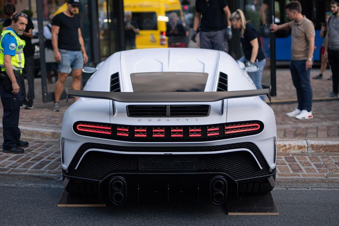 bugatti,  veyron,  chiron,  divo,  bolide,  La Voiture Noire,  Centodieci,  Divo,  Veyron Grand Sport,  Veyron Super Sport,  Chiron Super Sport,  EB110,  EB110 Super Sport,  Type 57SC Atalante,  Type 59 Sports,  Type 101,  Type 55,  Type 35,  Type 13,  Type 1 Prinetti Stucchi,  rimac,  bugatti-rimac anh 26