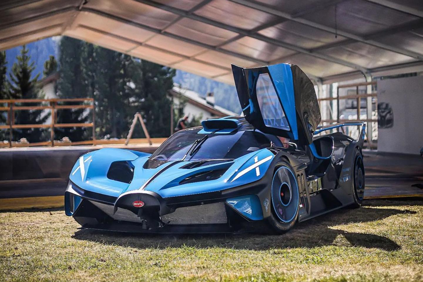 bugatti,  chiron,  veyron,  divo,  centodieci,  W16 Mistral,  bolide,  La Voiture Noire,  tourbillon,  siêu xe,  hypercar,  w16,  v16,  eb110 ảnh 23 bugatti,  chiron,  veyron,  divo,  centodieci,  W16 Mistral,  bolide,  La Voiture Noire,  tourbillon,  sieu xe,  hypercar,  w16,  v16,  eb110 anh 23