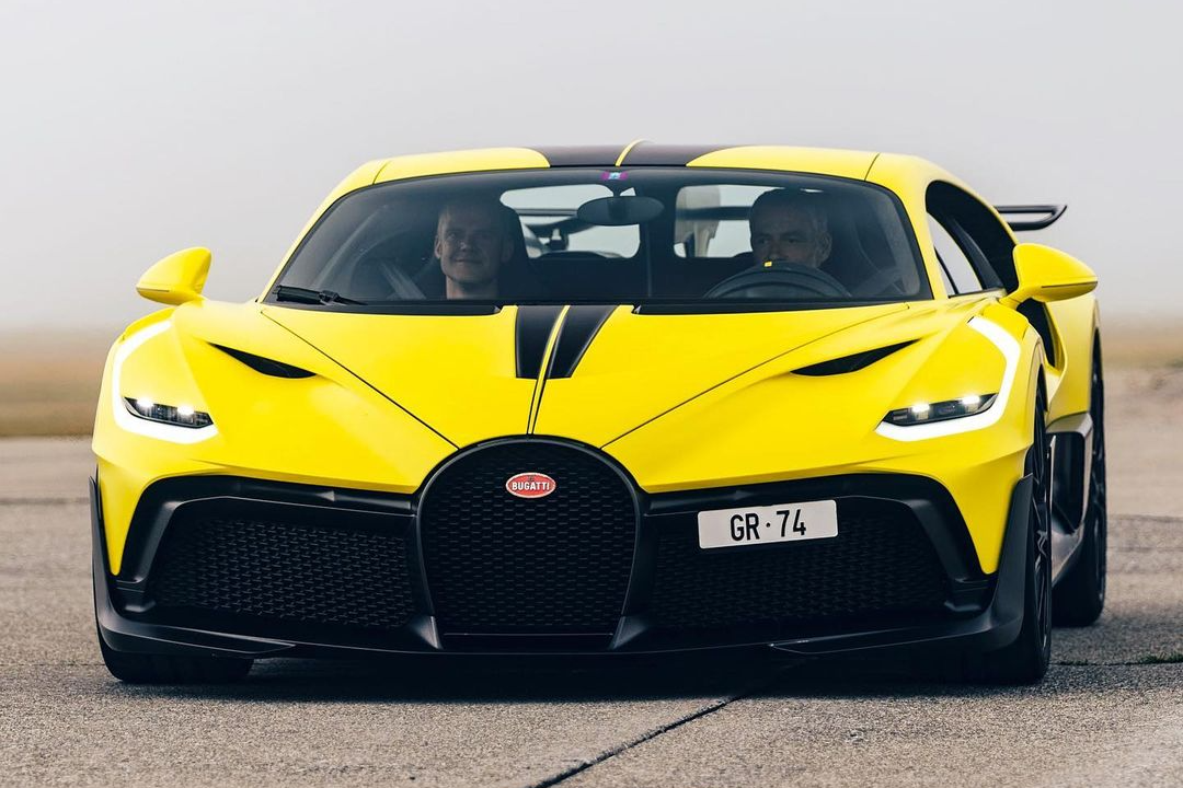 bugatti,  veyron,  chiron,  divo,  bolide,  La Voiture Noire,  Centodieci,  Divo,  Veyron Grand Sport,  Veyron Super Sport,  Chiron Super Sport,  EB110,  EB110 Super Sport,  Type 57SC Atalante,  Type 59 Sports,  Type 101,  Type 55,  Type 35,  Type 13,  Type 1 Prinetti Stucchi,  rimac,  bugatti-rimac anh 27