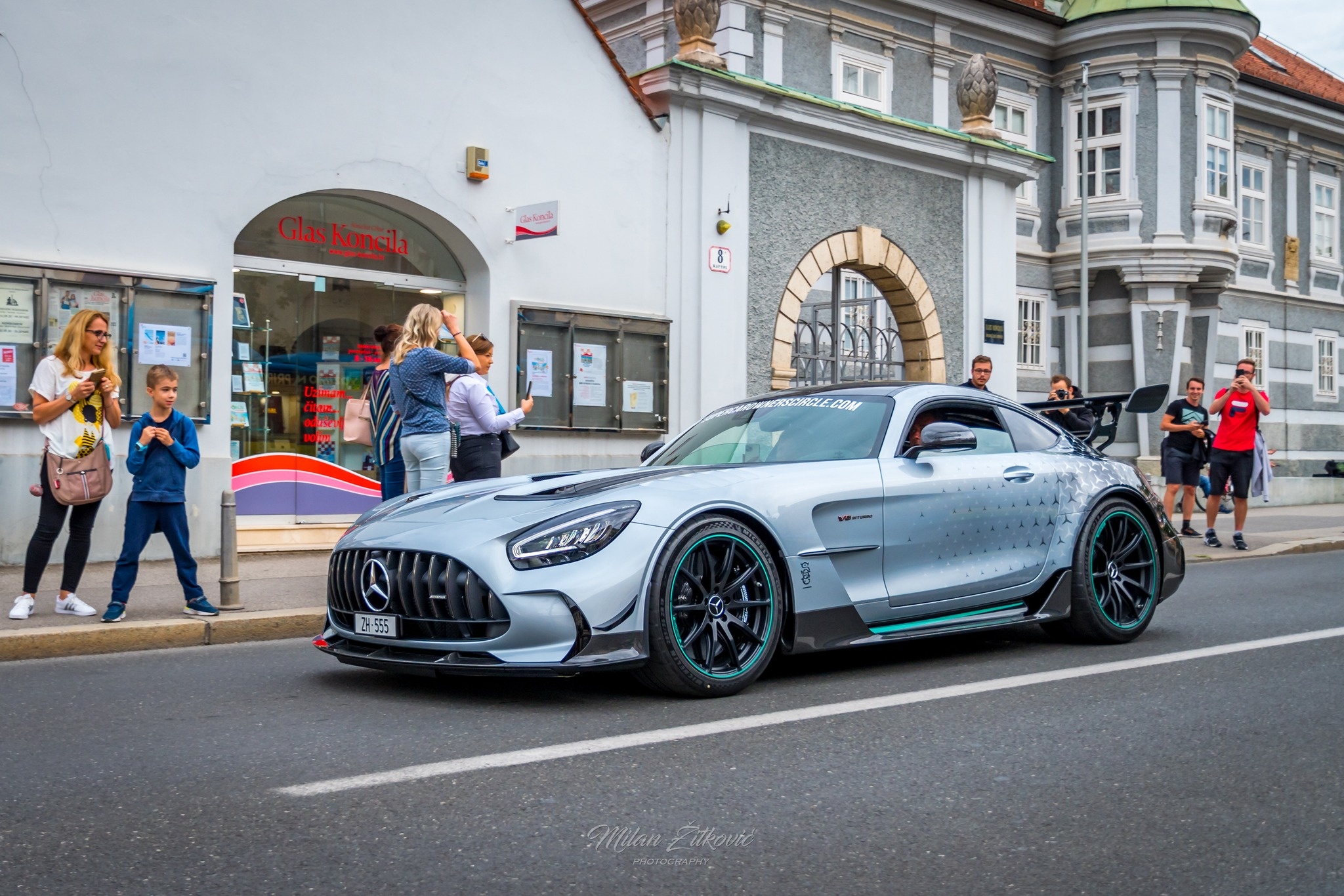 Supercar Owners Circle,  sieu xe,  hypercar,  bugatti,  chiron,  divo,  veyron,  chiron pur sport,  chiron sport,  Passione Engadina,  La Voiture Noire,  Centodieci,  Chiron Super Sport,  Chiron Super Sport 300+,  Chiron L’Ebe,  Veyron 16.4 Grand Sport,  Vitesse,  Koenigsegg,  CC8S,  regera,  pagani,  zonda,   Zonda Cinque,  Huayra R,  huayra,  huayra bc,  Zonda HP Barchetta,  Ferrari LaFerrari,  Porsche 918 Spyder,  McLaren P1,  senna,  elva,  ferrari 812,  599,  599 gto,  f12,  f12tdf,  lamborghini,  aventador,  countach,  diablo,  sf90,  sf90 stradale,  Apollo Intensa Emozione,  Apollo EVO,  Zenvo TSR-S anh 46