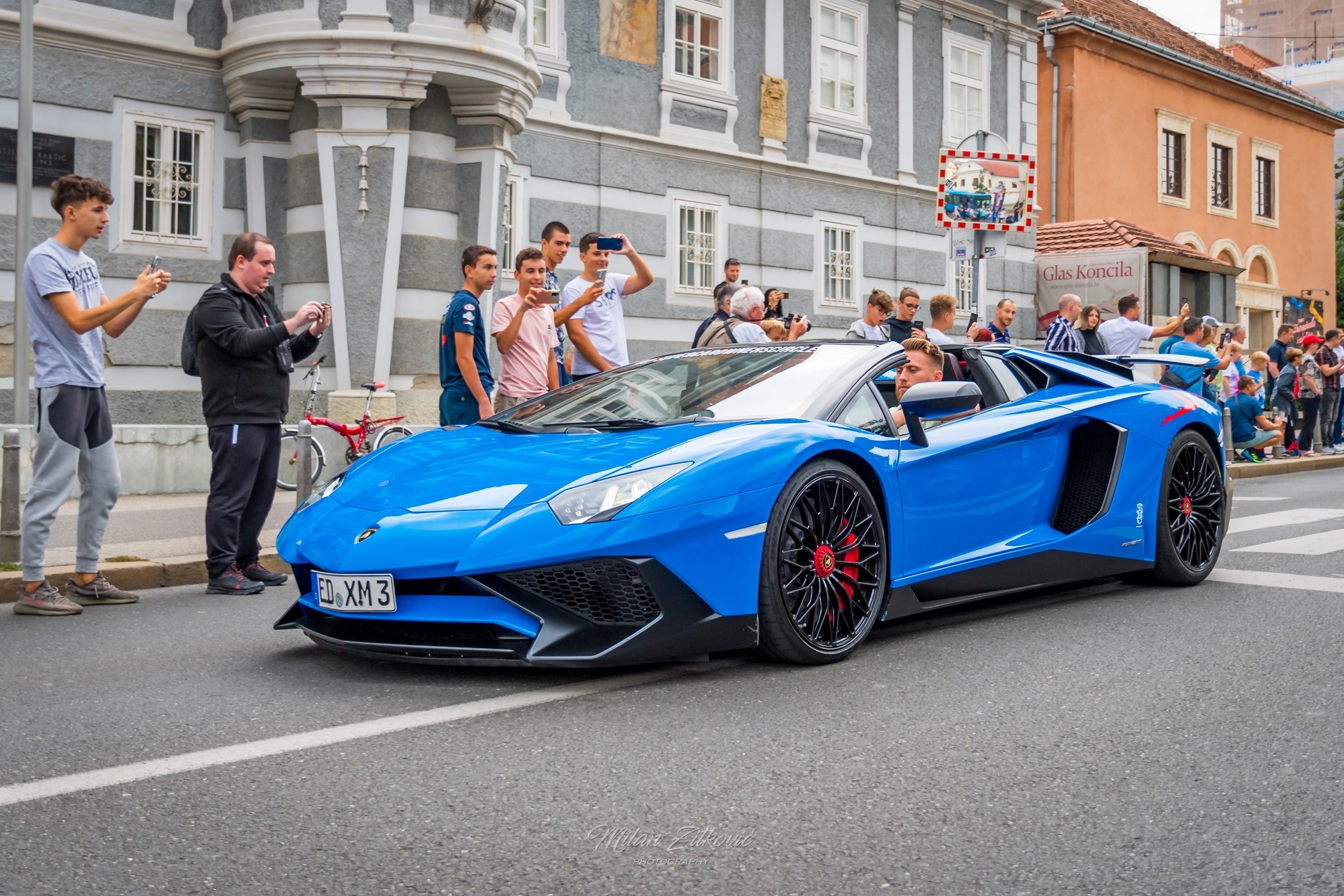 Supercar Owners Circle,  sieu xe,  hypercar,  bugatti,  chiron,  divo,  veyron,  chiron pur sport,  chiron sport,  Passione Engadina,  La Voiture Noire,  Centodieci,  Chiron Super Sport,  Chiron Super Sport 300+,  Chiron L’Ebe,  Veyron 16.4 Grand Sport,  Vitesse,  Koenigsegg,  CC8S,  regera,  pagani,  zonda,   Zonda Cinque,  Huayra R,  huayra,  huayra bc,  Zonda HP Barchetta,  Ferrari LaFerrari,  Porsche 918 Spyder,  McLaren P1,  senna,  elva,  ferrari 812,  599,  599 gto,  f12,  f12tdf,  lamborghini,  aventador,  countach,  diablo,  sf90,  sf90 stradale,  Apollo Intensa Emozione,  Apollo EVO,  Zenvo TSR-S anh 37