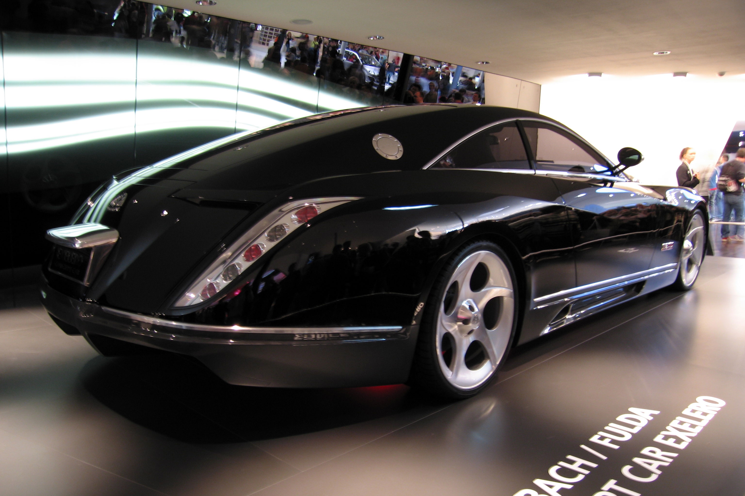 sieu xe,  bugatti,  rolls-royce,  pagani,  mercedes,  maybach,  divo,  mistral,  chiron,  veyron,  La Voiture Noire,  Sweptail,  phantom,  boat tail,  Centodieci,  Exelero,  Codalunga,  huayra,  zonda,  imola,  lamborghini,  ferrari,  mclaren,  asotn martin anh 12