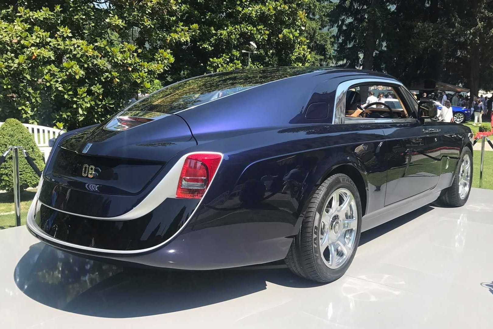 sieu xe,  bugatti,  rolls-royce,  pagani,  mercedes,  maybach,  divo,  mistral,  chiron,  veyron,  La Voiture Noire,  Sweptail,  phantom,  boat tail,  Centodieci,  Exelero,  Codalunga,  huayra,  zonda,  imola,  lamborghini,  ferrari,  mclaren,  asotn martin anh 16