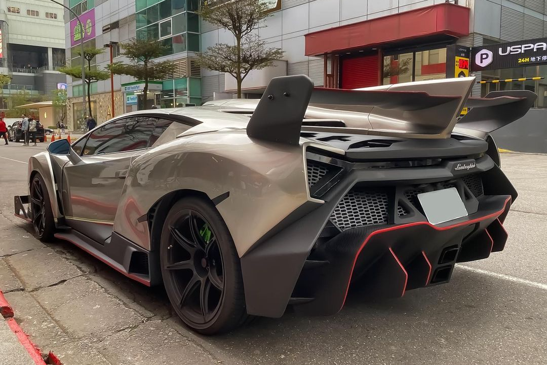 lamborghini,  veneno,  veneno roadster,  aventador,  huracan,  urus,  gallardo,  murcielago,  dai loan,  dai bac,  sieu xe,  xe do,  replica anh 11