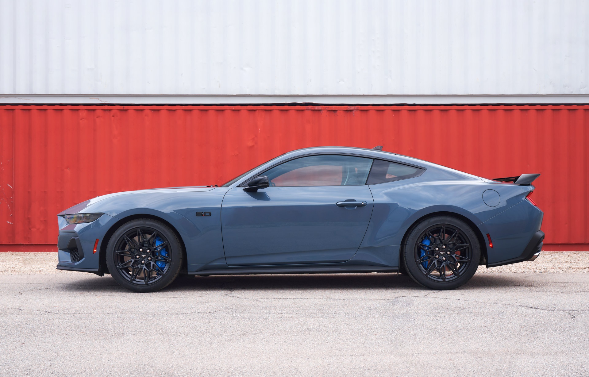 mustang,  dodge challenger,  chevrolet camaro,  camaro,  challenger,  charger,  xe co bap,  xe co bap my,  the he moi,  ra mat anh 8