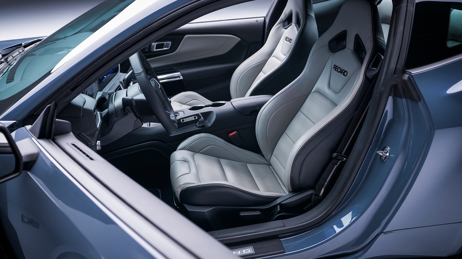 mustang, dodge challenger, chevrolet camaro, camaro, challenger, charger, xe cơ bắp, xe cơ bắp mỹ, thế hệ mới, ra mắt ảnh 17 mustang, dodge challenger, chevrolet camaro, camaro, challenger, charger, xe co bap, xe co bap my, the he moi, ra mat anh 17