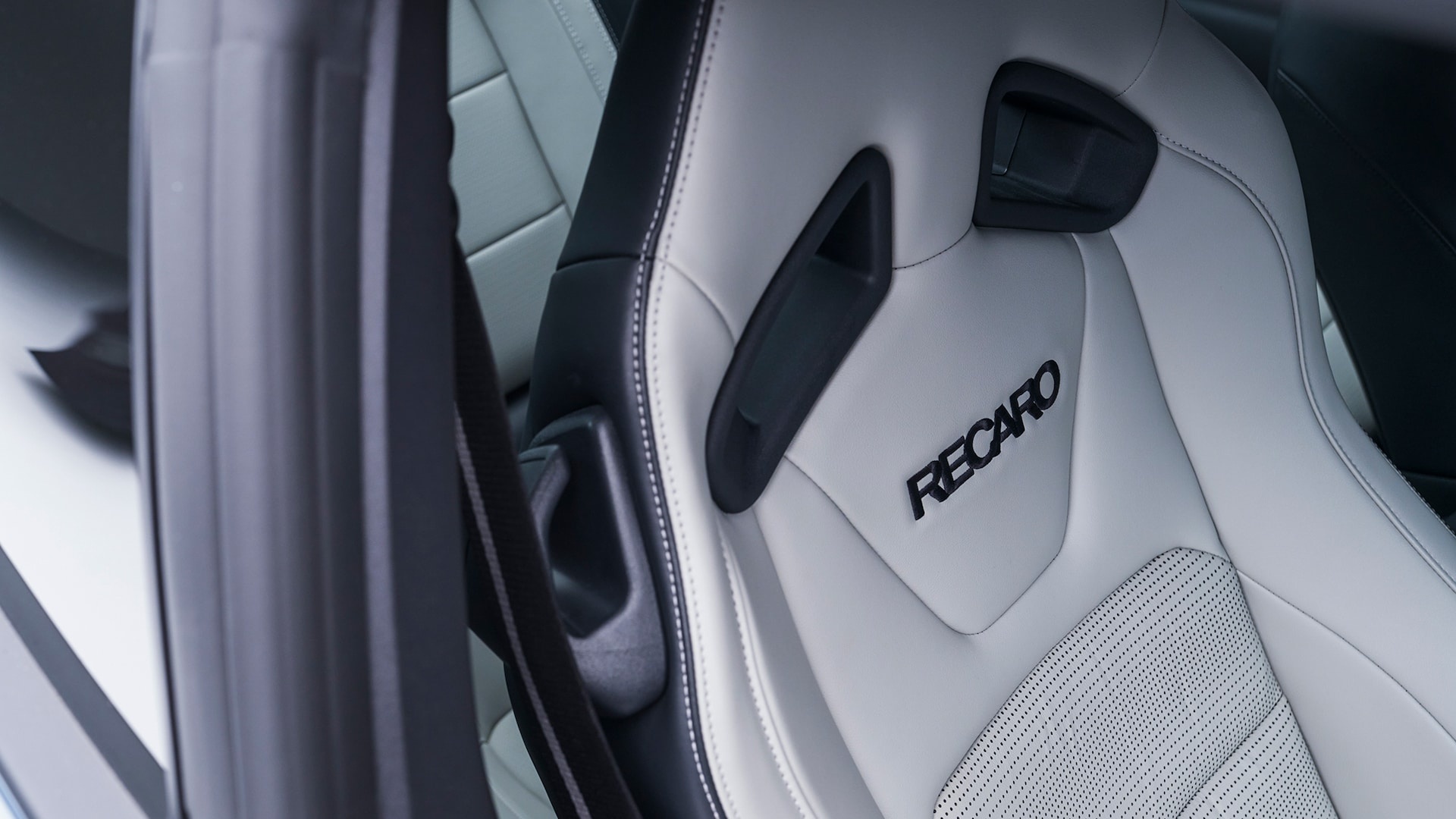 mustang, dodge challenger, chevrolet camaro, camaro, challenger, charger, xe cơ bắp, xe cơ bắp mỹ, thế hệ mới, ra mắt ảnh 18 mustang, dodge challenger, chevrolet camaro, camaro, challenger, charger, xe co bap, xe co bap my, the he moi, ra mat anh 18