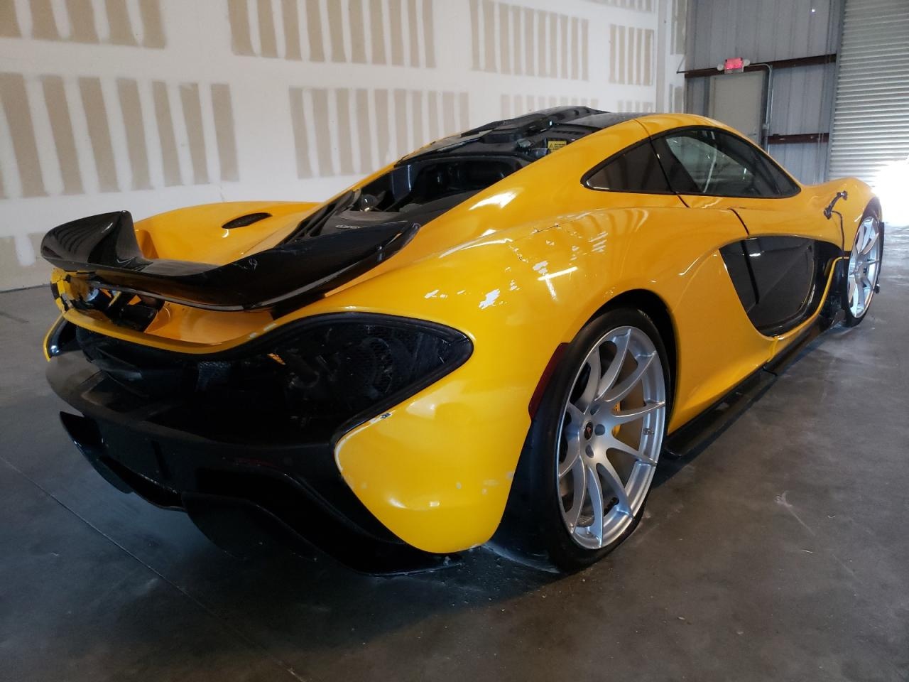 mclaren,  mclaren p1,  p1,  artura,  mclaren artura,  720s,  mclaren 720s,  laferrari,  ferrari,  porsche,  porsche 918 spyder,  918 spyder,  ferrari laferrari,  sieu bao,  thien tai,  lut,  lu lut,  dau gia,  bao ian anh 15