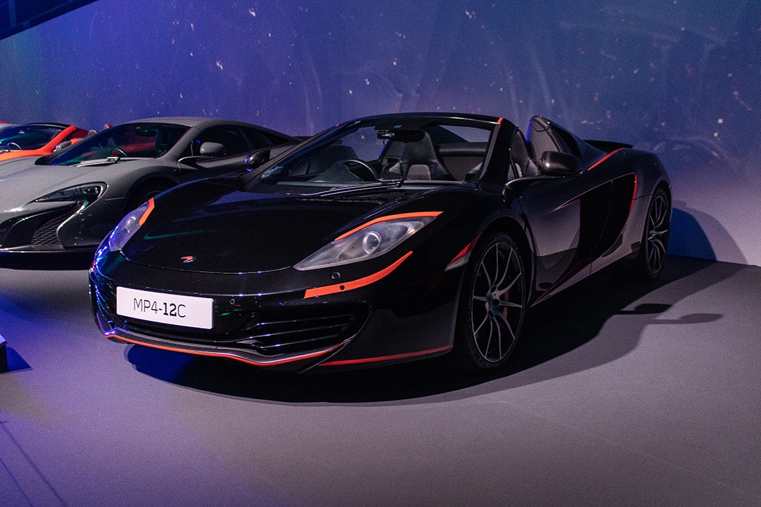mclaren,  singapore,  f1,  dua xe f1,  cong thuc 1,  570s,  600lt,  620r,  650s,  675lt,  720s,  senna,  sabre,  speedtail,  elva,  artura,  slr,  mso,  lamborghini,  ferrari,  sieu xe anh 18