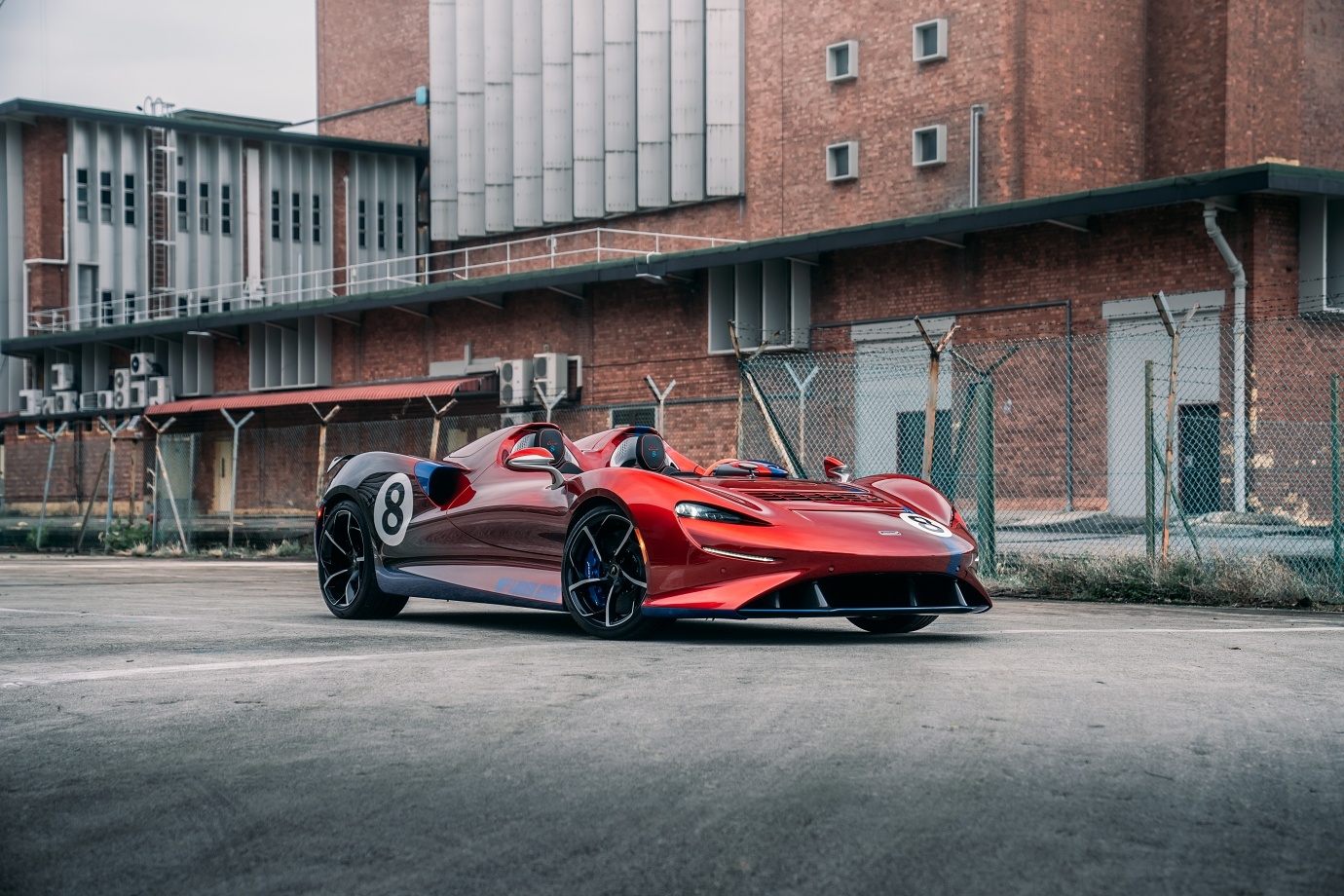 mclaren,  singapore,  f1,  dua xe f1,  cong thuc 1,  570s,  600lt,  620r,  650s,  675lt,  720s,  senna,  sabre,  speedtail,  elva,  artura,  slr,  mso,  lamborghini,  ferrari,  sieu xe anh 8